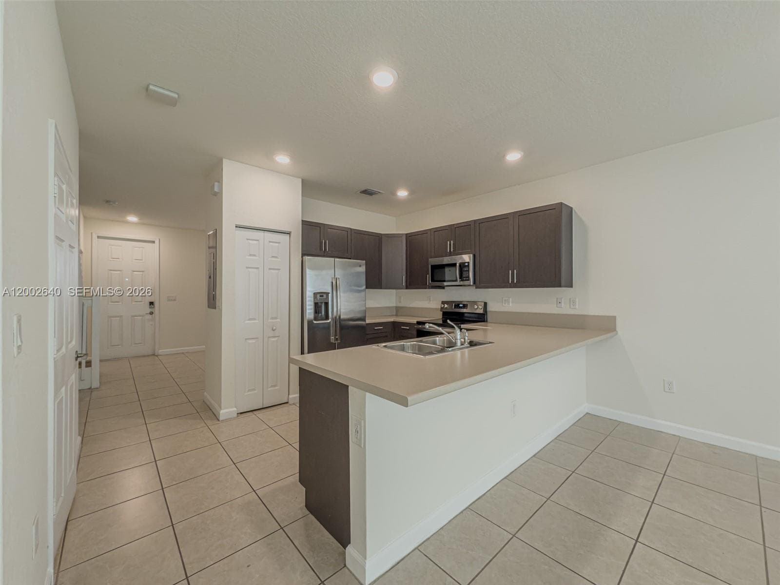 10629 W 32nd Ln, Hialeah FL 33018 — 7