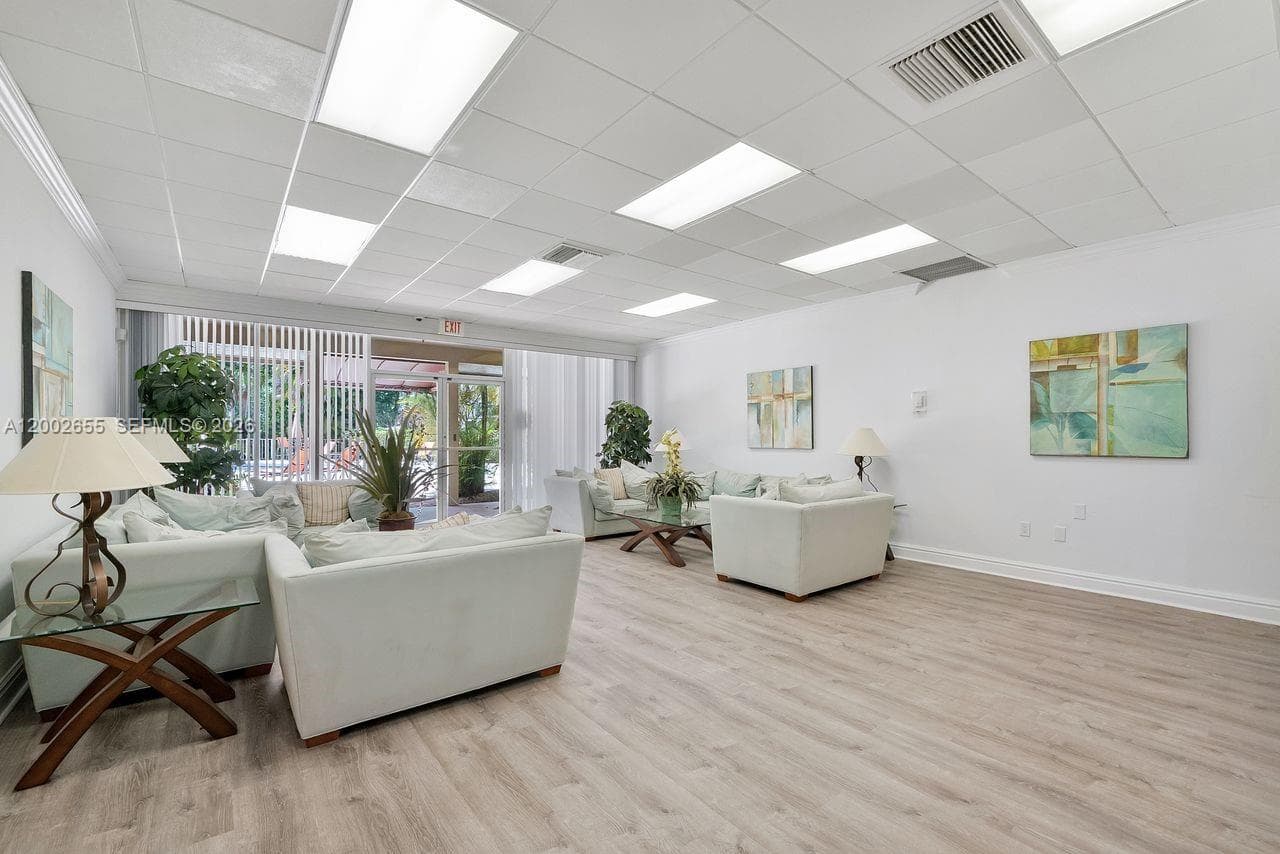 13100 SW 92nd Ave, Miami FL 33176 — 19