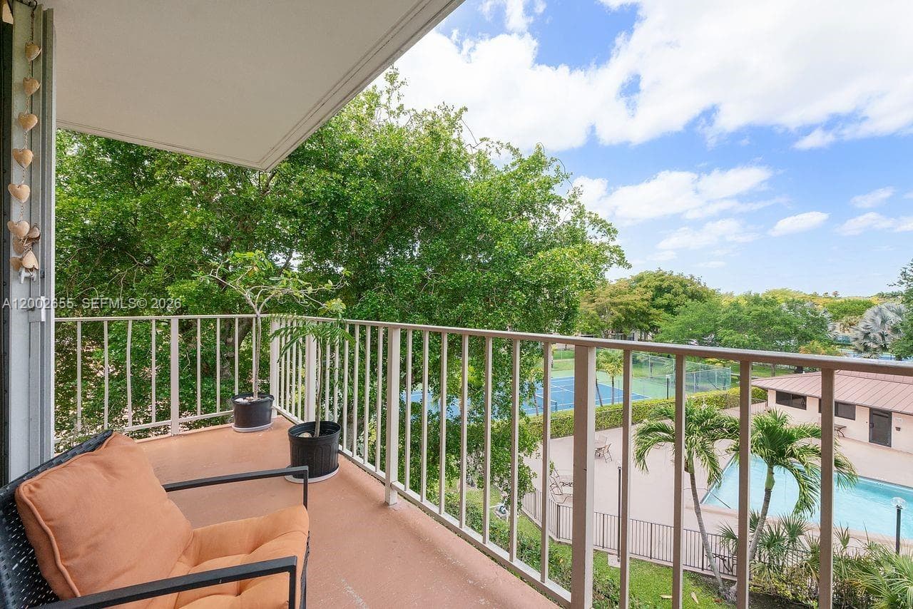 13100 SW 92nd Ave, Miami FL 33176 — 31