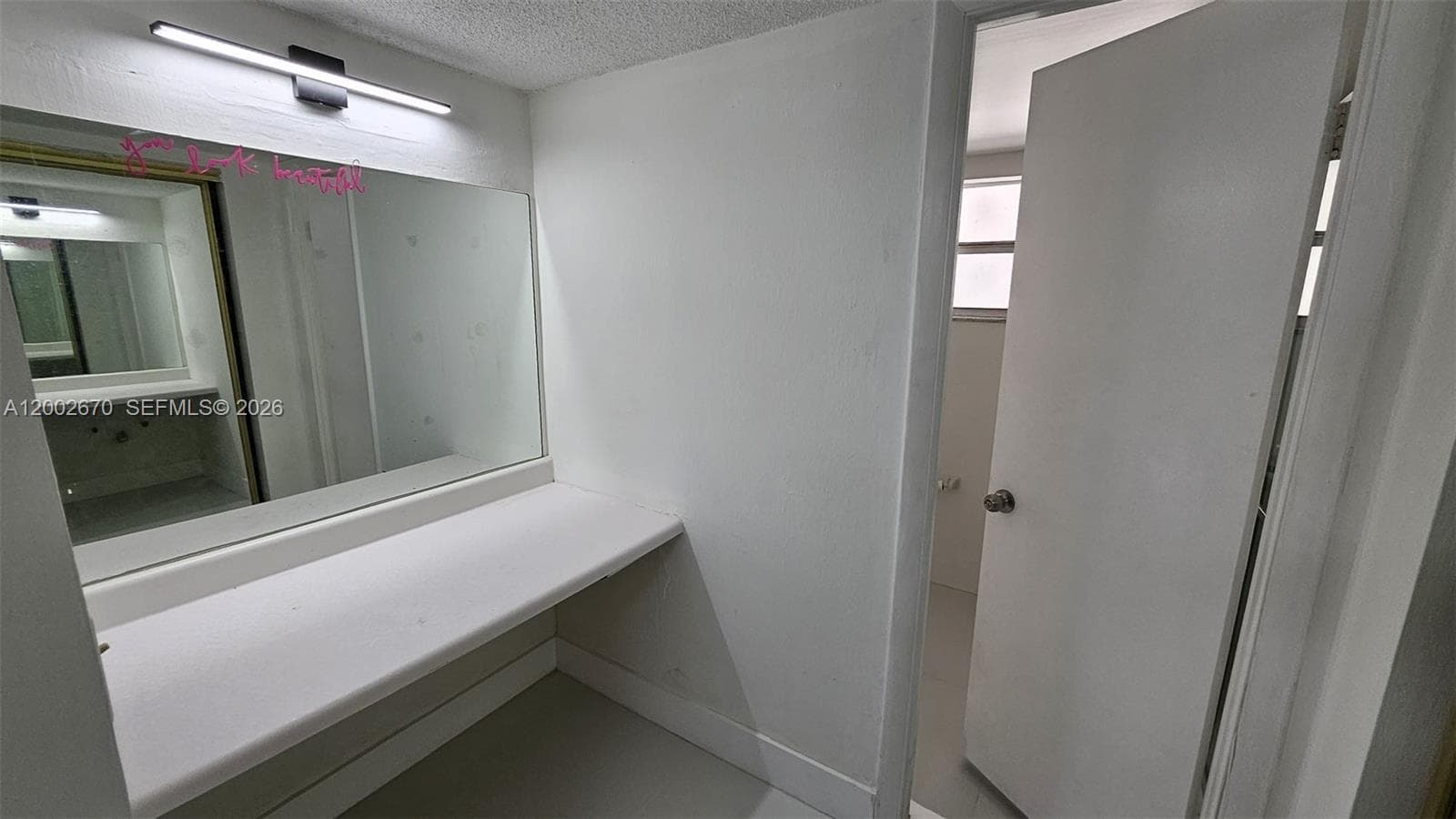 871 NE 195 ST # 204, Miami FL 33179 — 4