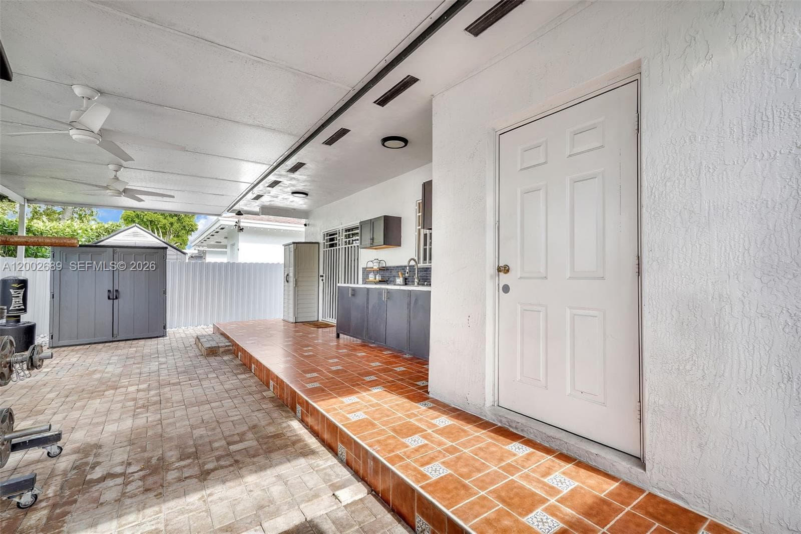 1381 W 30th St, Hialeah FL 33012 — 32