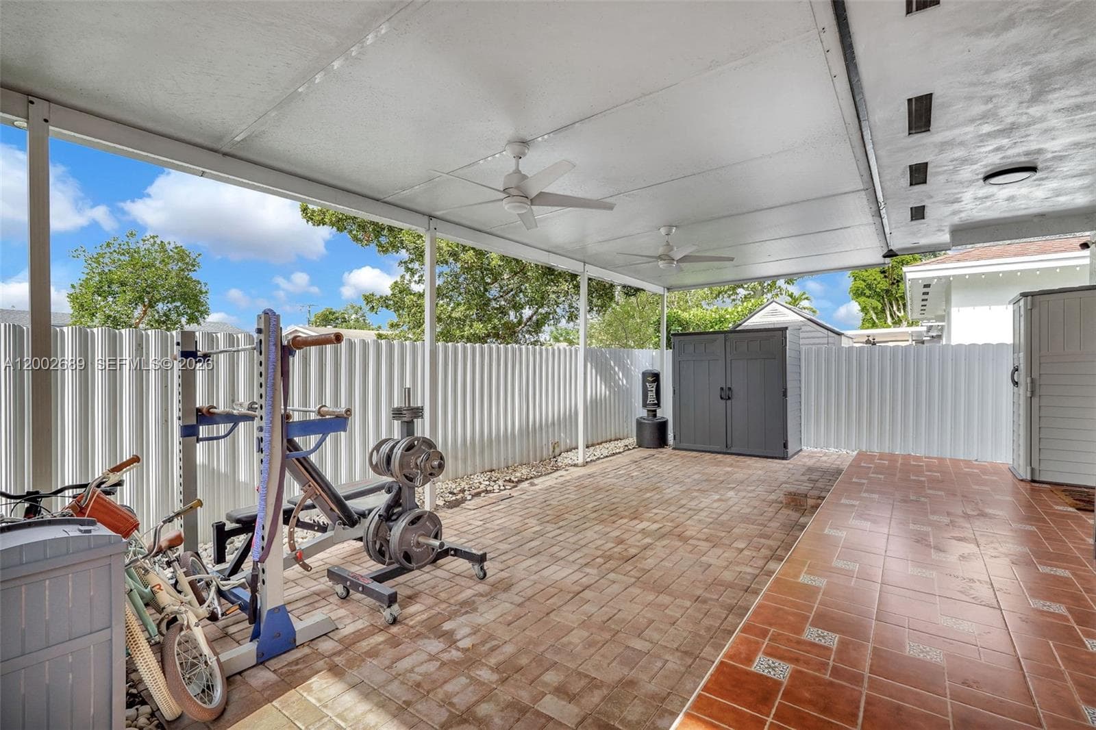 1381 W 30th St, Hialeah FL 33012 — 33