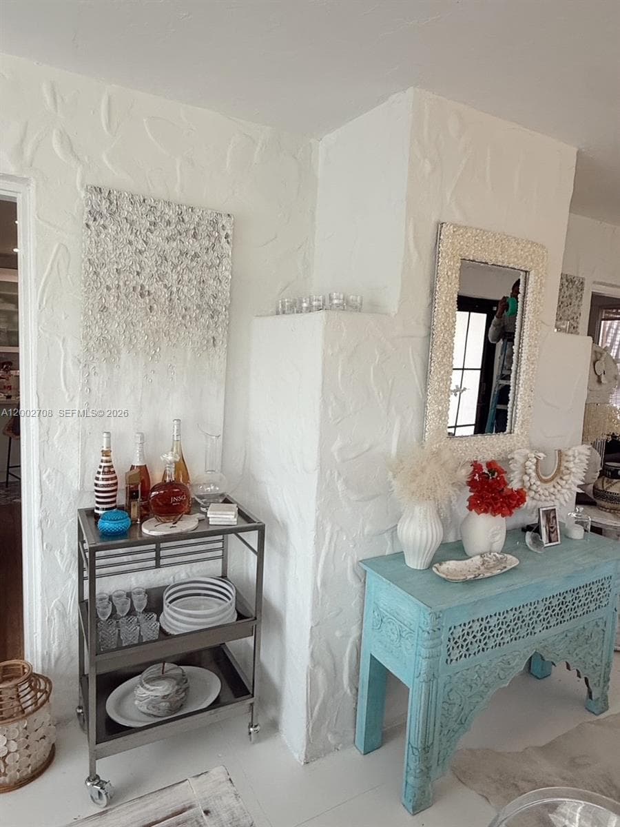 2272 SW 11th terrace, Miami FL 33135 — 19
