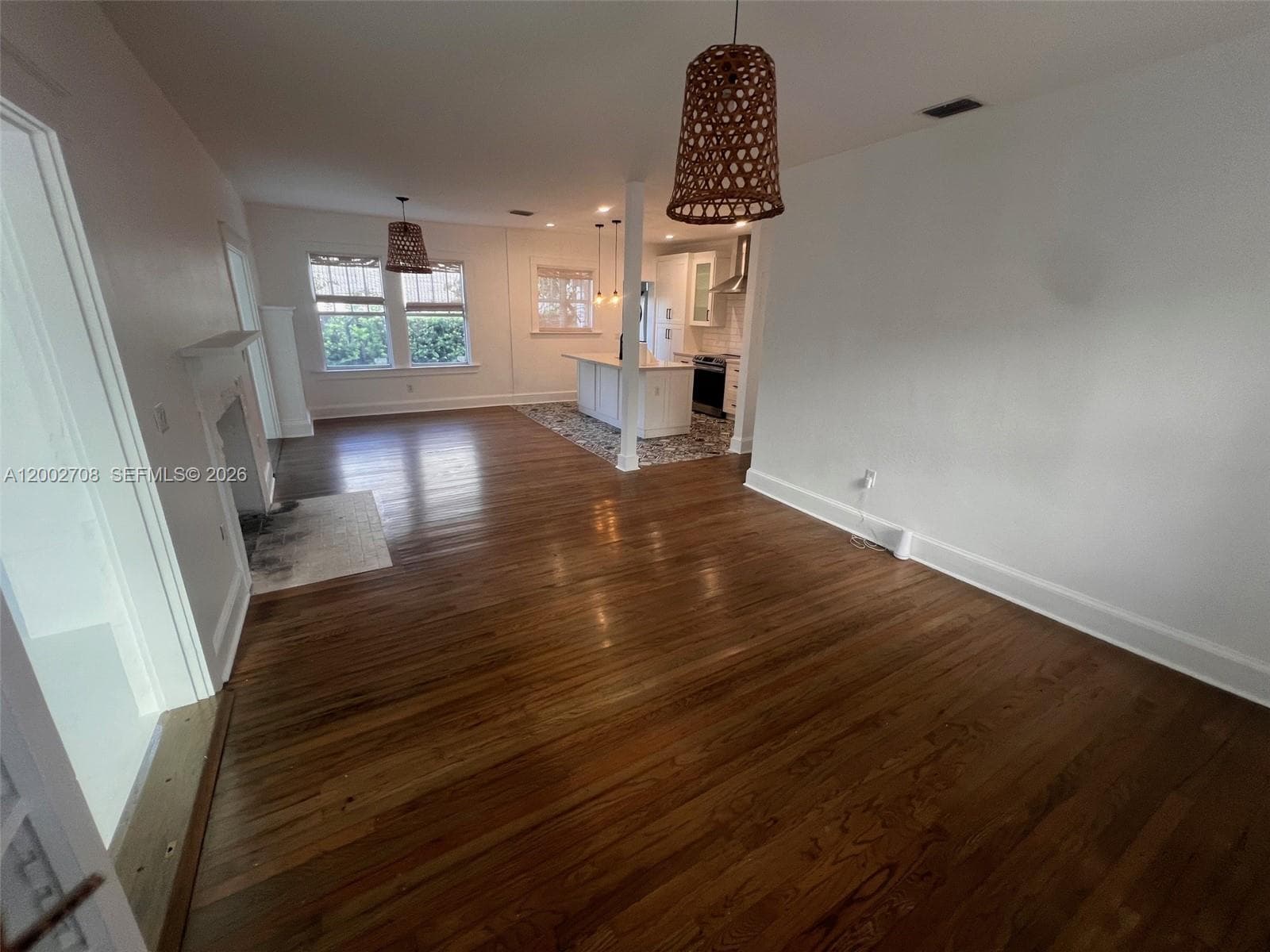 2272 SW 11th terrace, Miami FL 33135 — 4