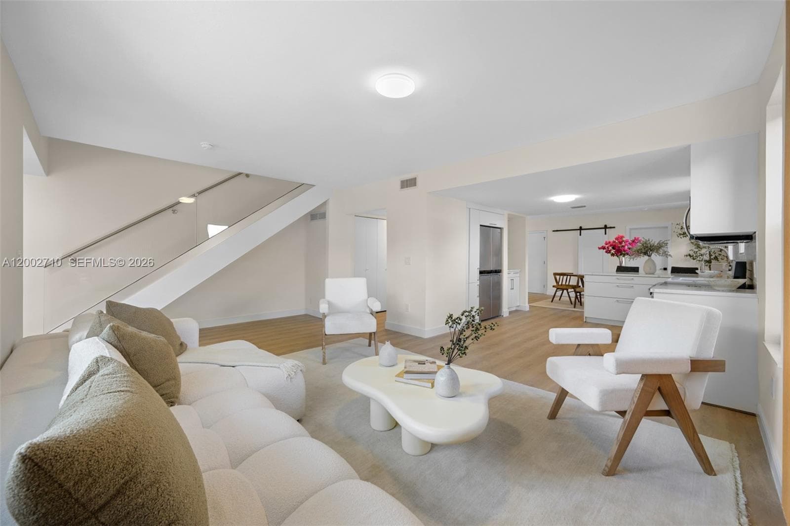 7996 Crespi Blvd, Miami Beach FL 33141 — 4