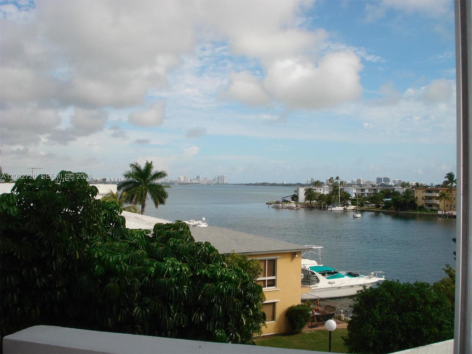 7933 West Dr # 404, North Bay Village FL 33141 — 1