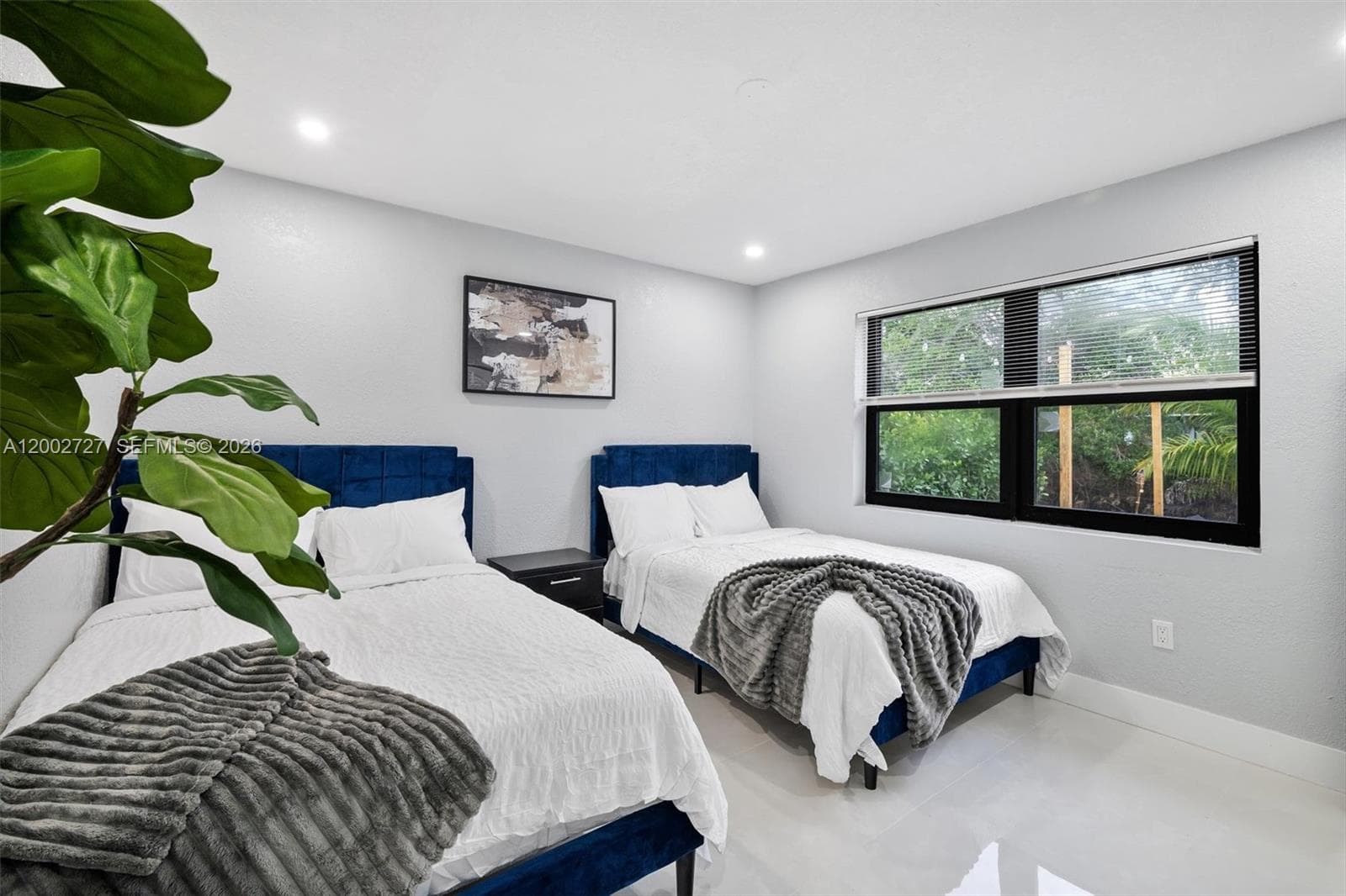 14760 S Spur Dr, Miami FL 33161 — 27