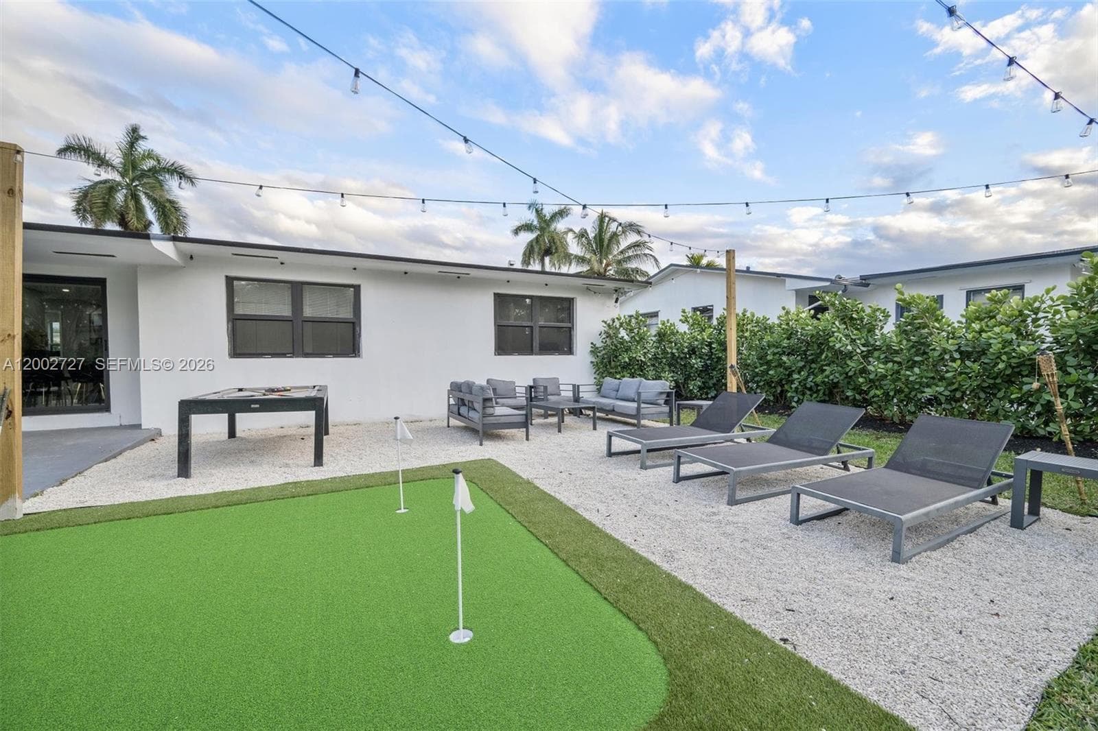 14760 S Spur Dr, Miami FL 33161 — 52