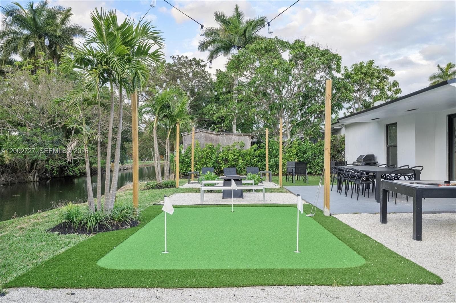 14760 S Spur Dr, Miami FL 33161 — 53