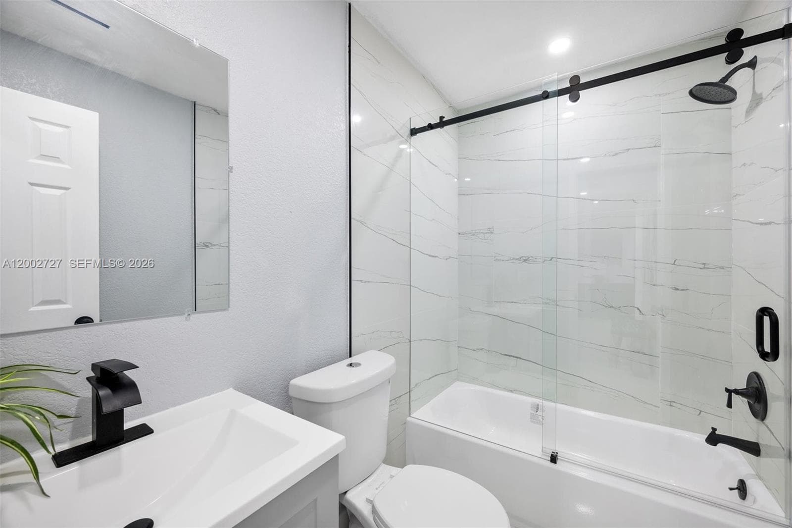 14760 S Spur Dr, Miami FL 33161 — 36
