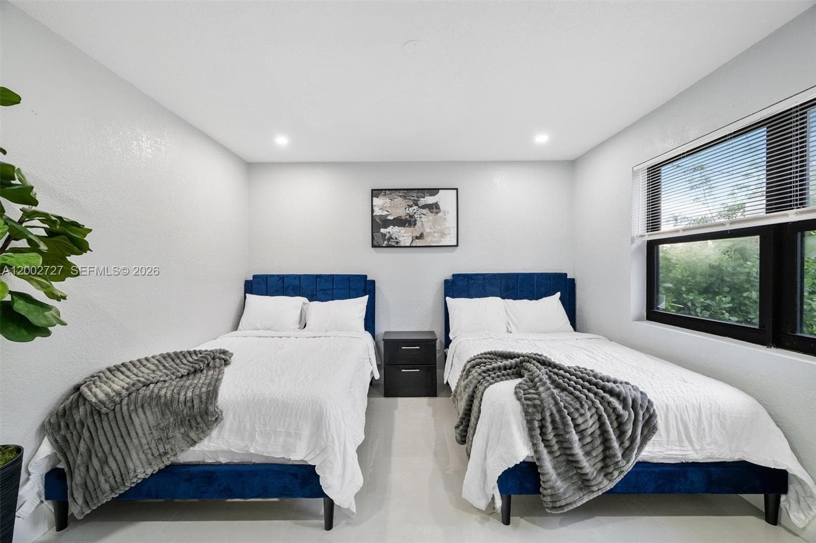 14760 S Spur Dr, Miami FL 33161 — 28