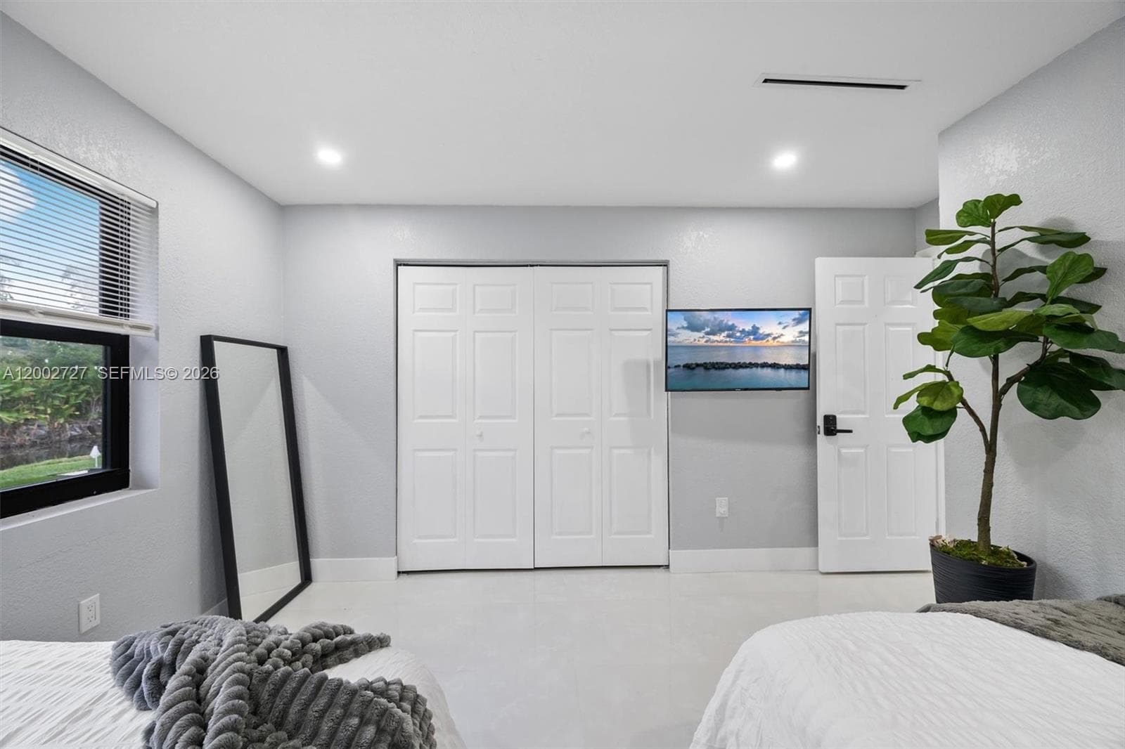 14760 S Spur Dr, Miami FL 33161 — 29