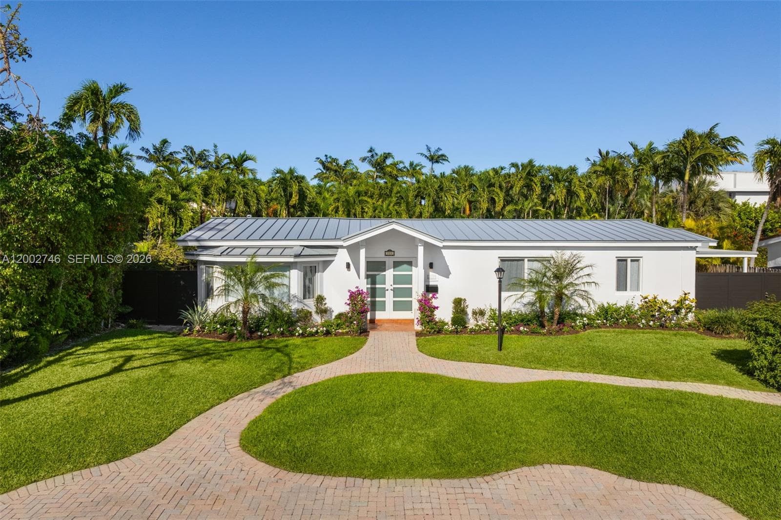255 Ridgewood Rd, Key Biscayne FL 33149 — 2