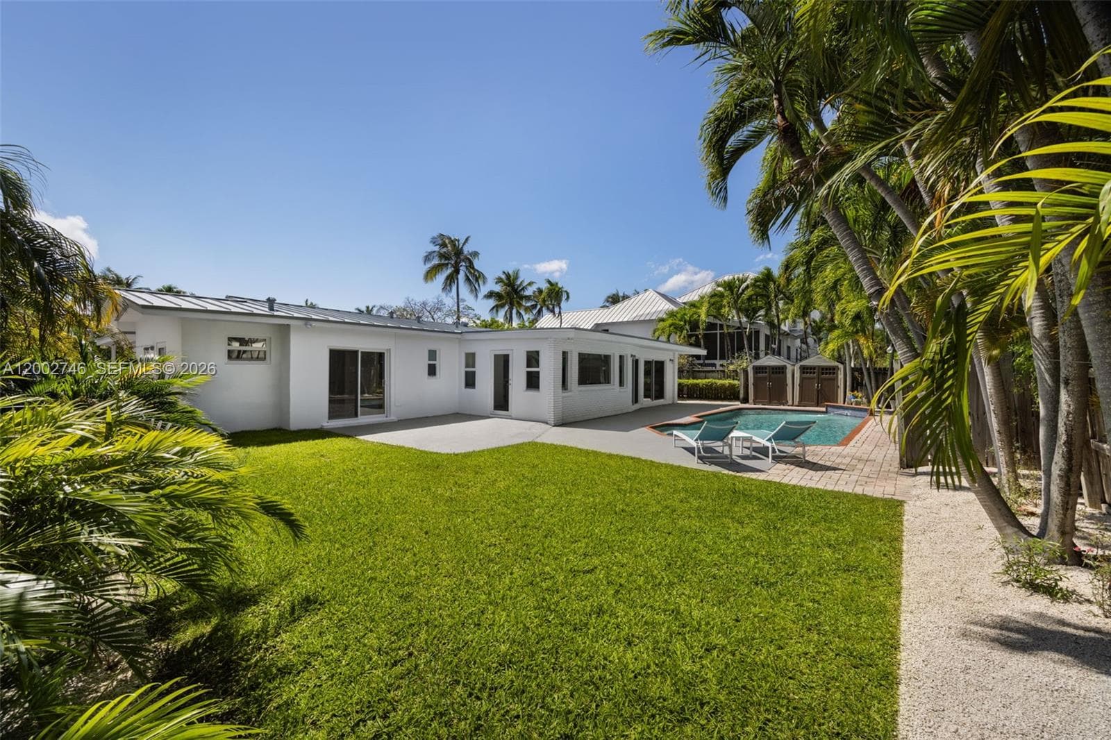 255 Ridgewood Rd, Key Biscayne FL 33149 — 26