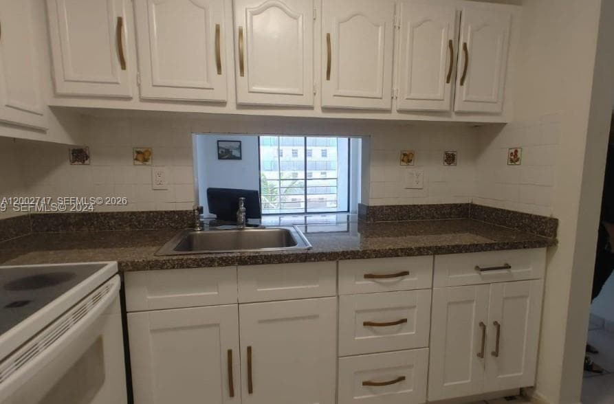 2935 NE 163rd St # 4Q, North Miami Beach FL 33160 — 5