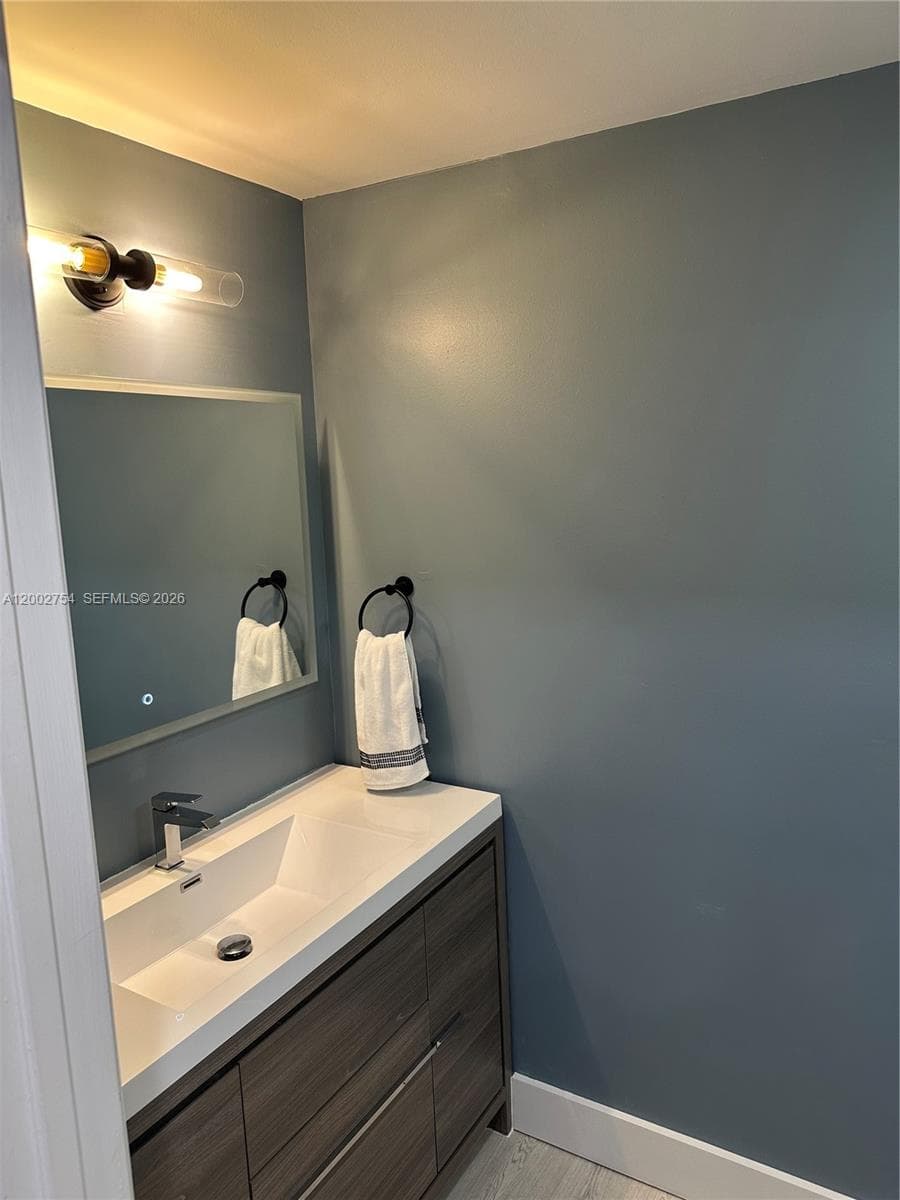 3339 Virginia St # 127, Miami FL 33133 — 25