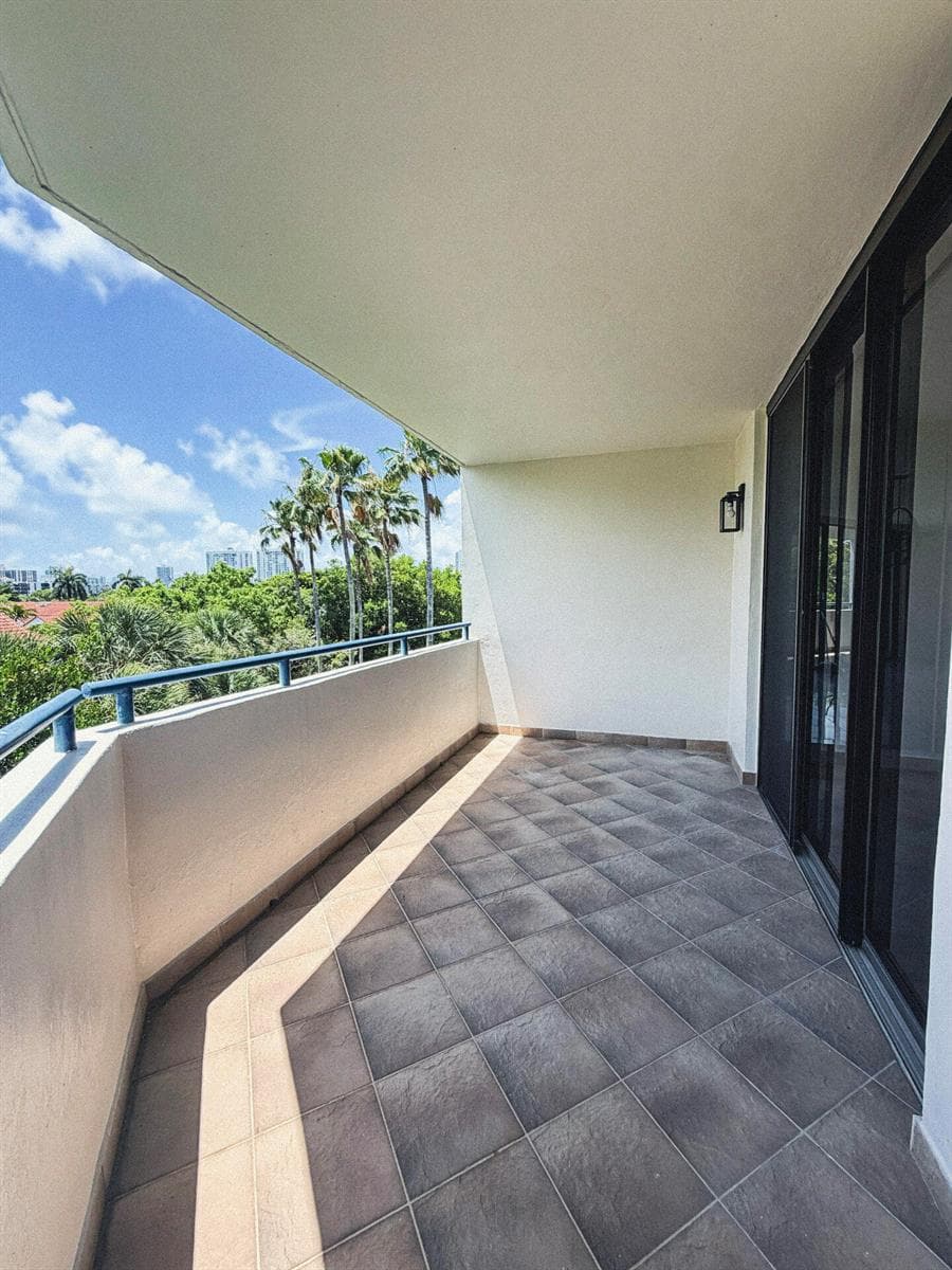 21085 NE 34th Avenue # 1, Aventura FL 33180 — 19