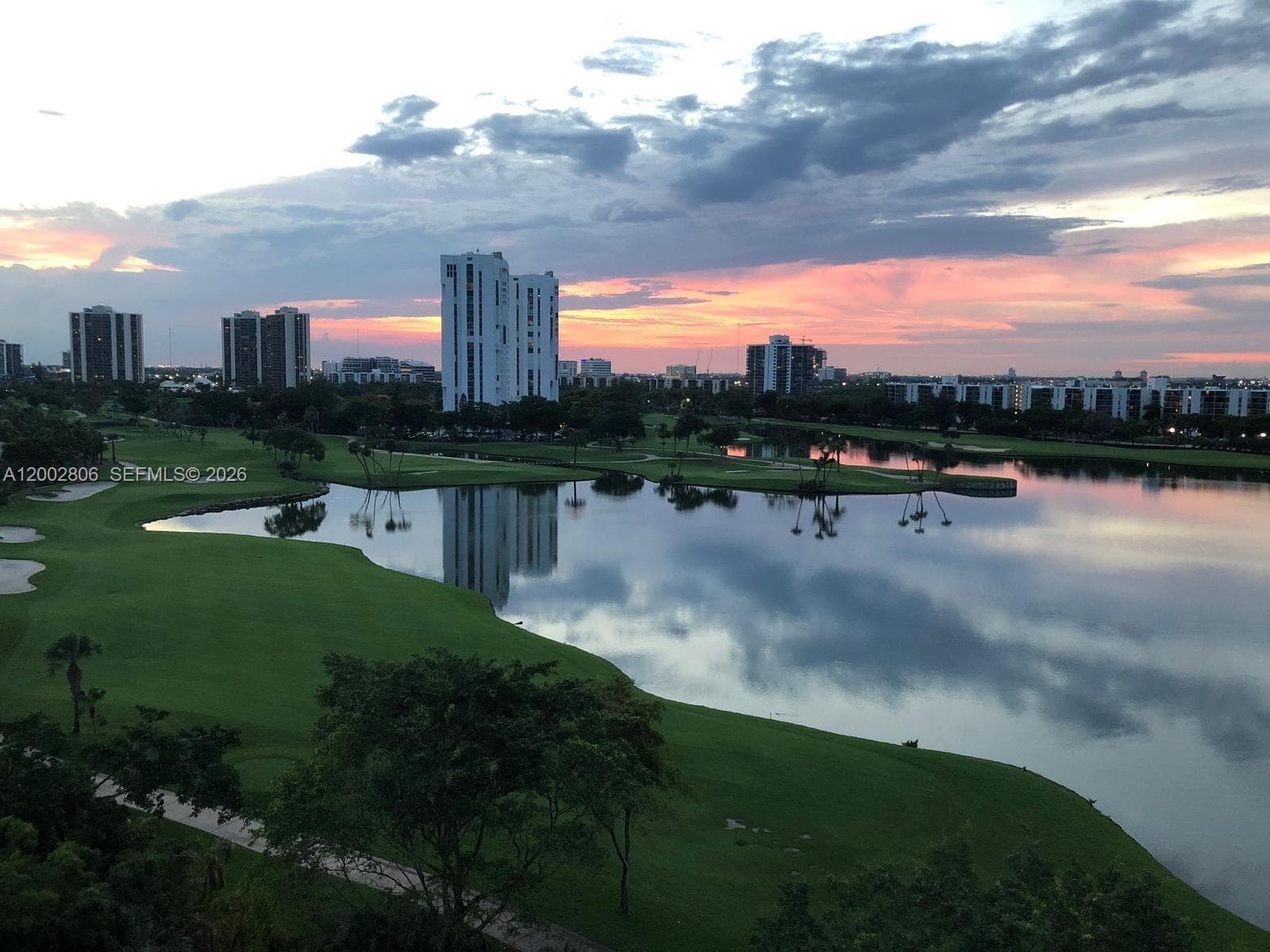 20000 E Country Club Dr # 906, Aventura FL 33180 — 1