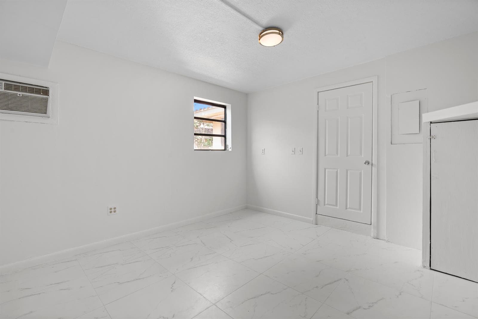 701 NE 205th Terrace, Miami FL 33179 — 20