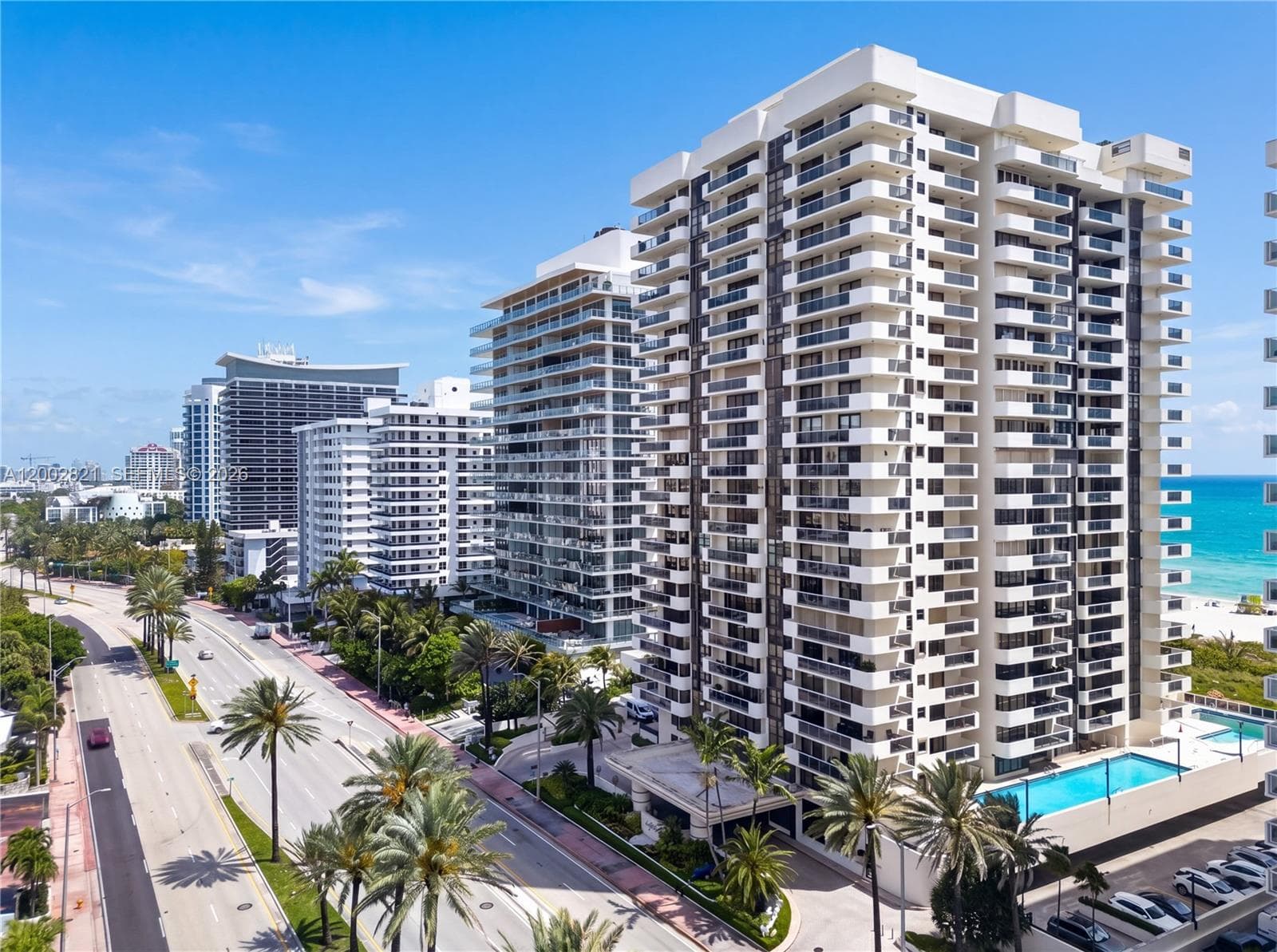 5757 Collins Ave # 1104, Miami Beach FL 33140 — 7