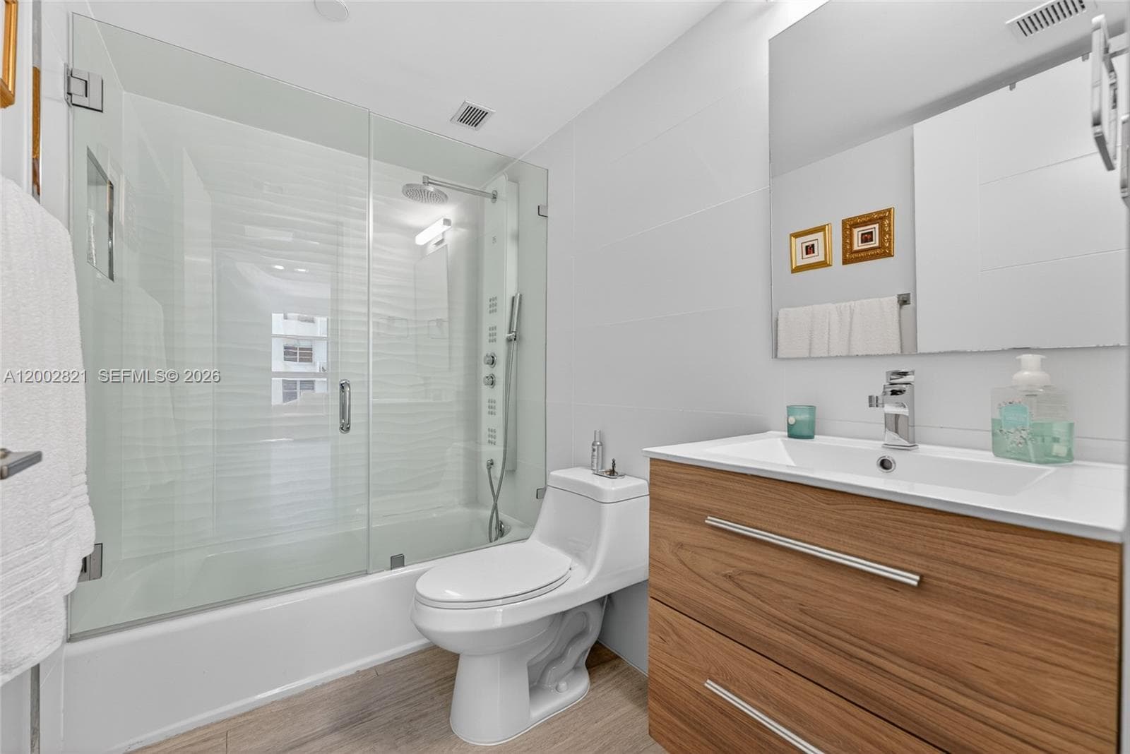 5757 Collins Ave # 1104, Miami Beach FL 33140 — 35