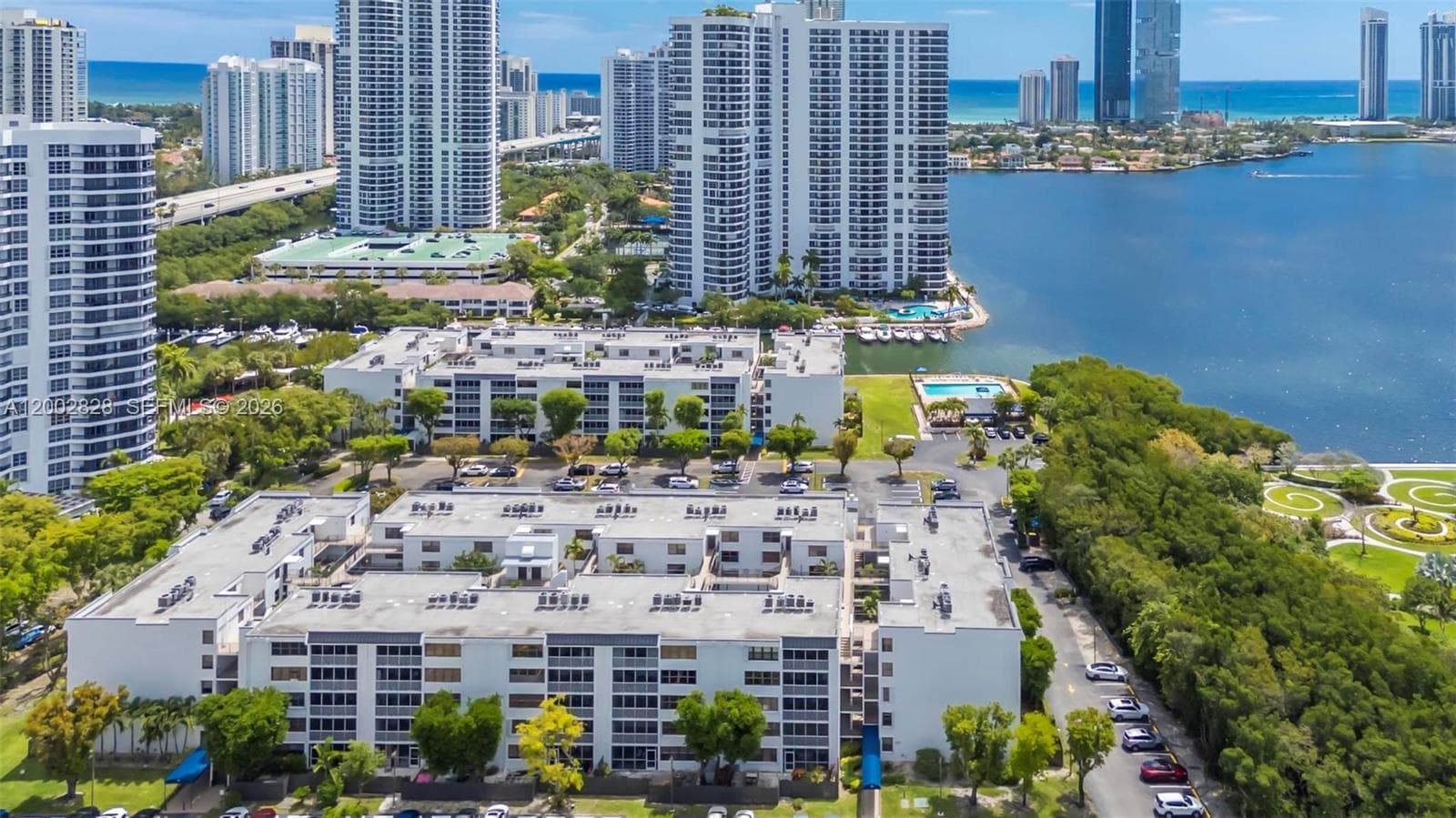3350 NE 192nd St # B, Aventura FL 33180 — 33