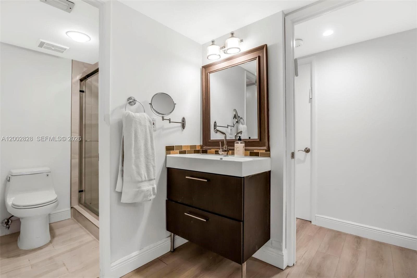 3350 NE 192nd St # B, Aventura FL 33180 — 15