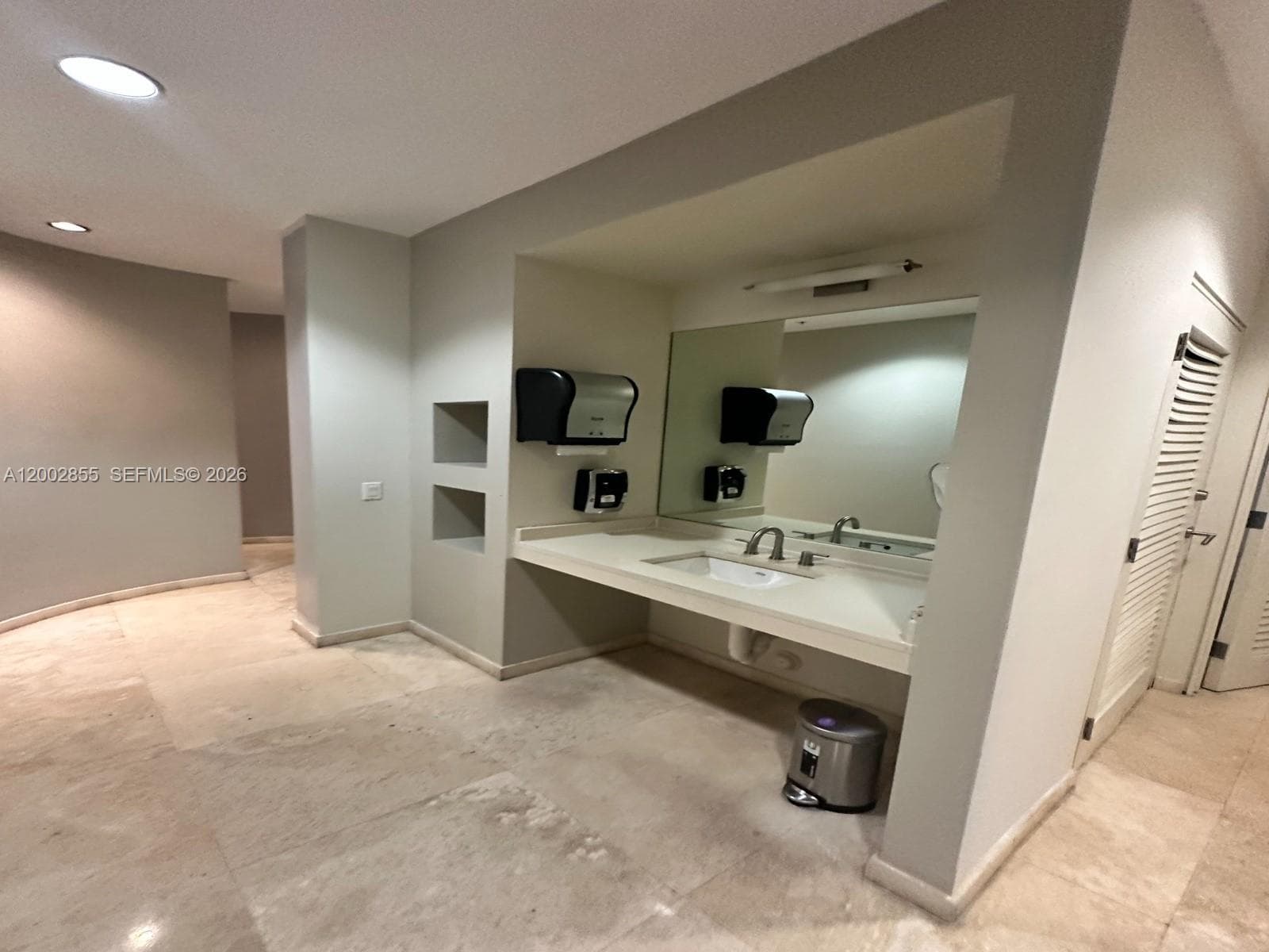 10275 Collins Ave # 1428, Bal Harbour FL 33154 — 27