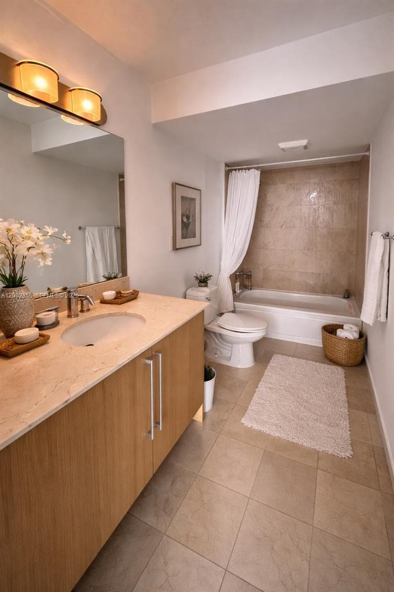 10275 Collins Ave # 1428, Bal Harbour FL 33154 — 40