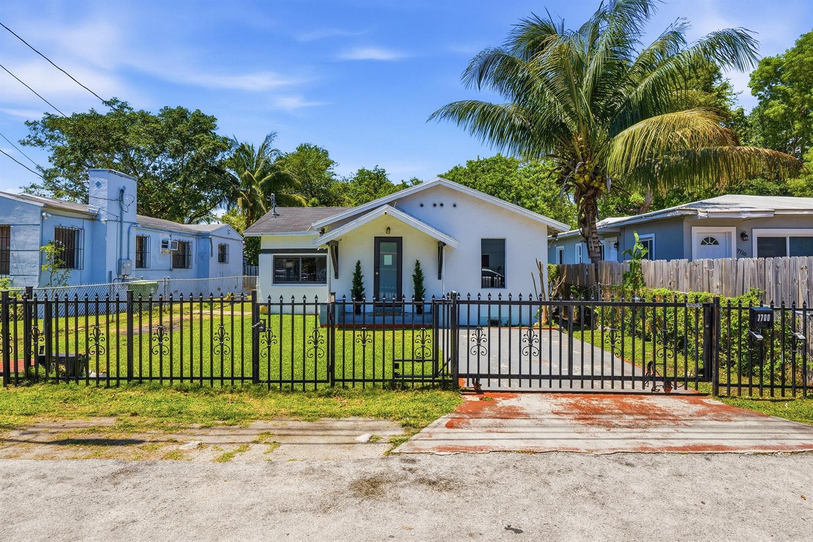 7700 NE 1st Court, Miami FL 33138 — 2