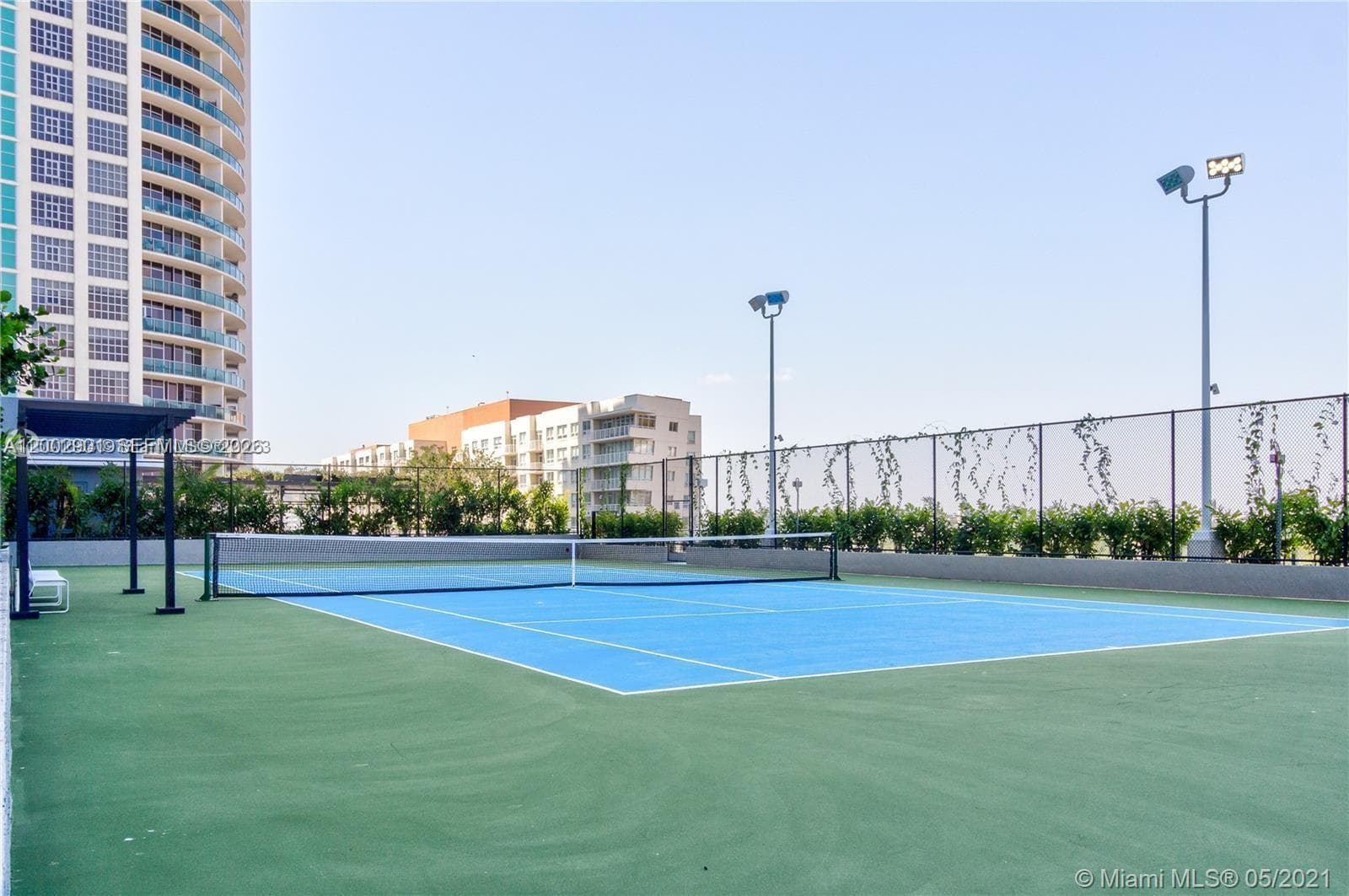 121 NE 34th St # 1607, Miami FL 33137 — 26