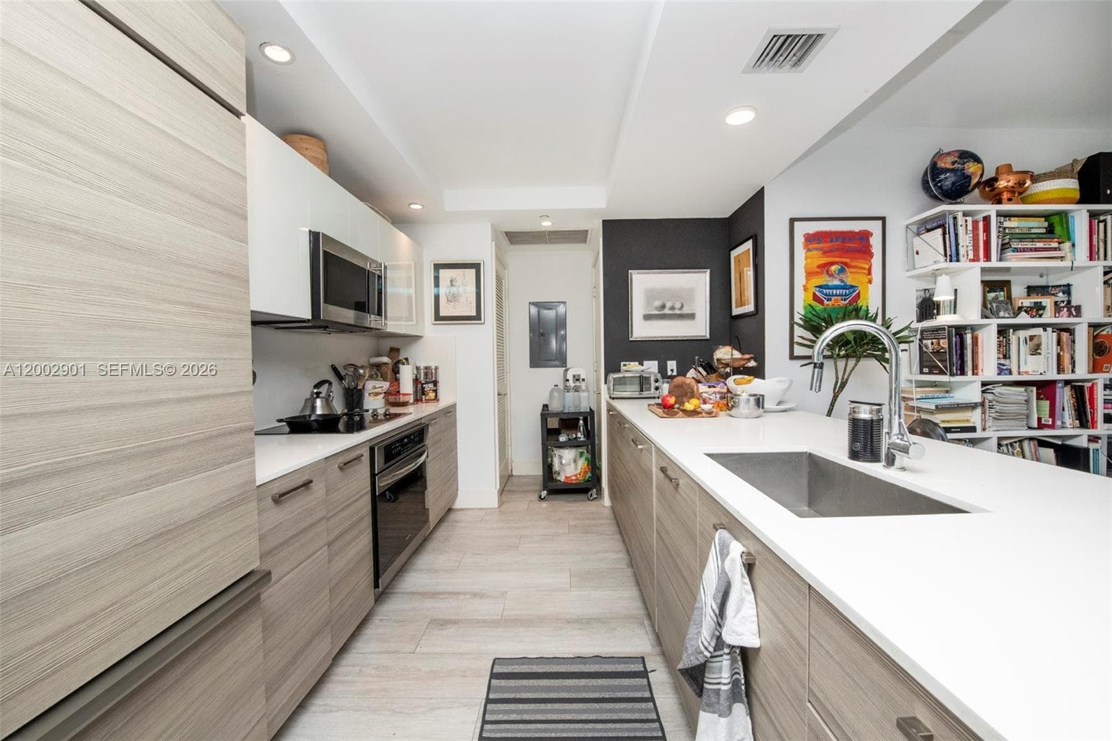 121 NE 34th St # 1607, Miami FL 33137 — 11