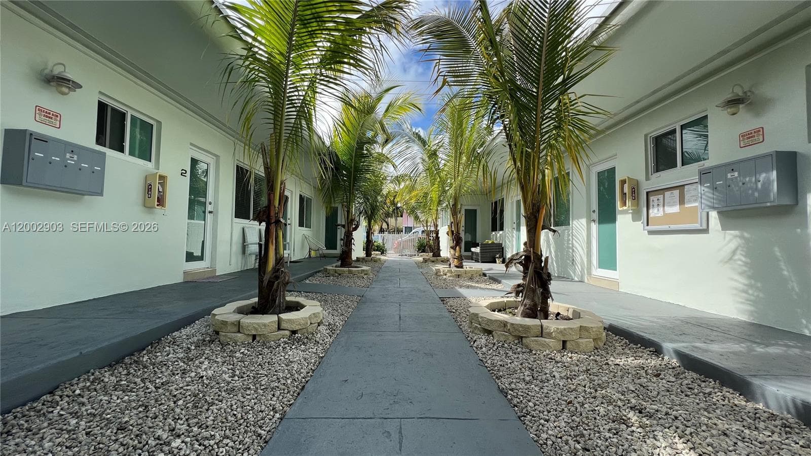 8235 Crespi Blvd # 4, Miami Beach FL 33141 — 17