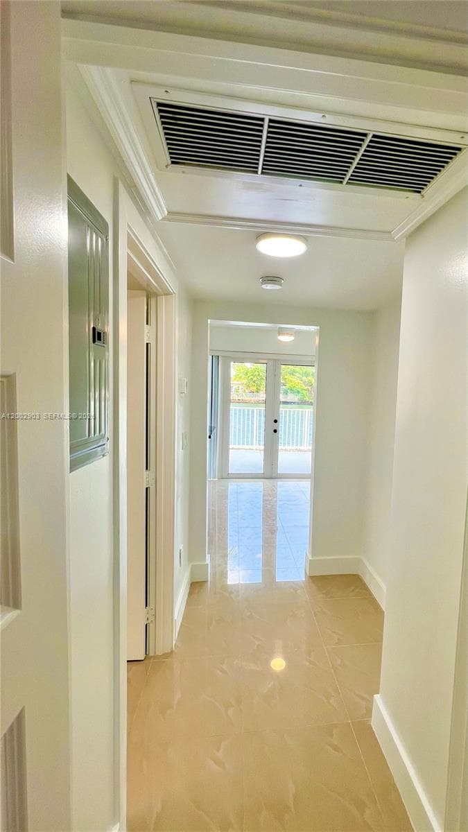 8235 Crespi Blvd # 4, Miami Beach FL 33141 — 11