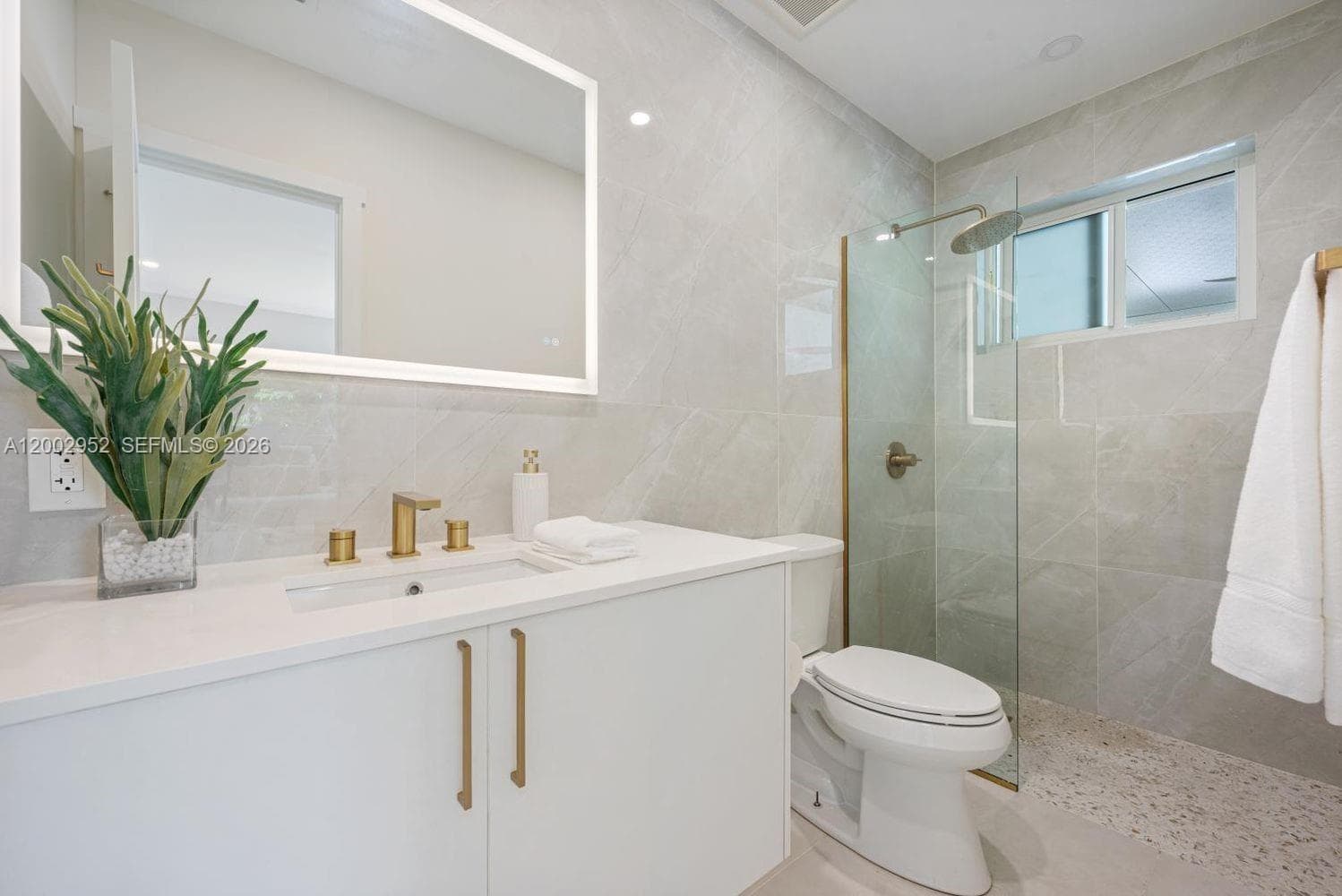 8405 SW 144th St, Palmetto Bay FL 33158 — 12