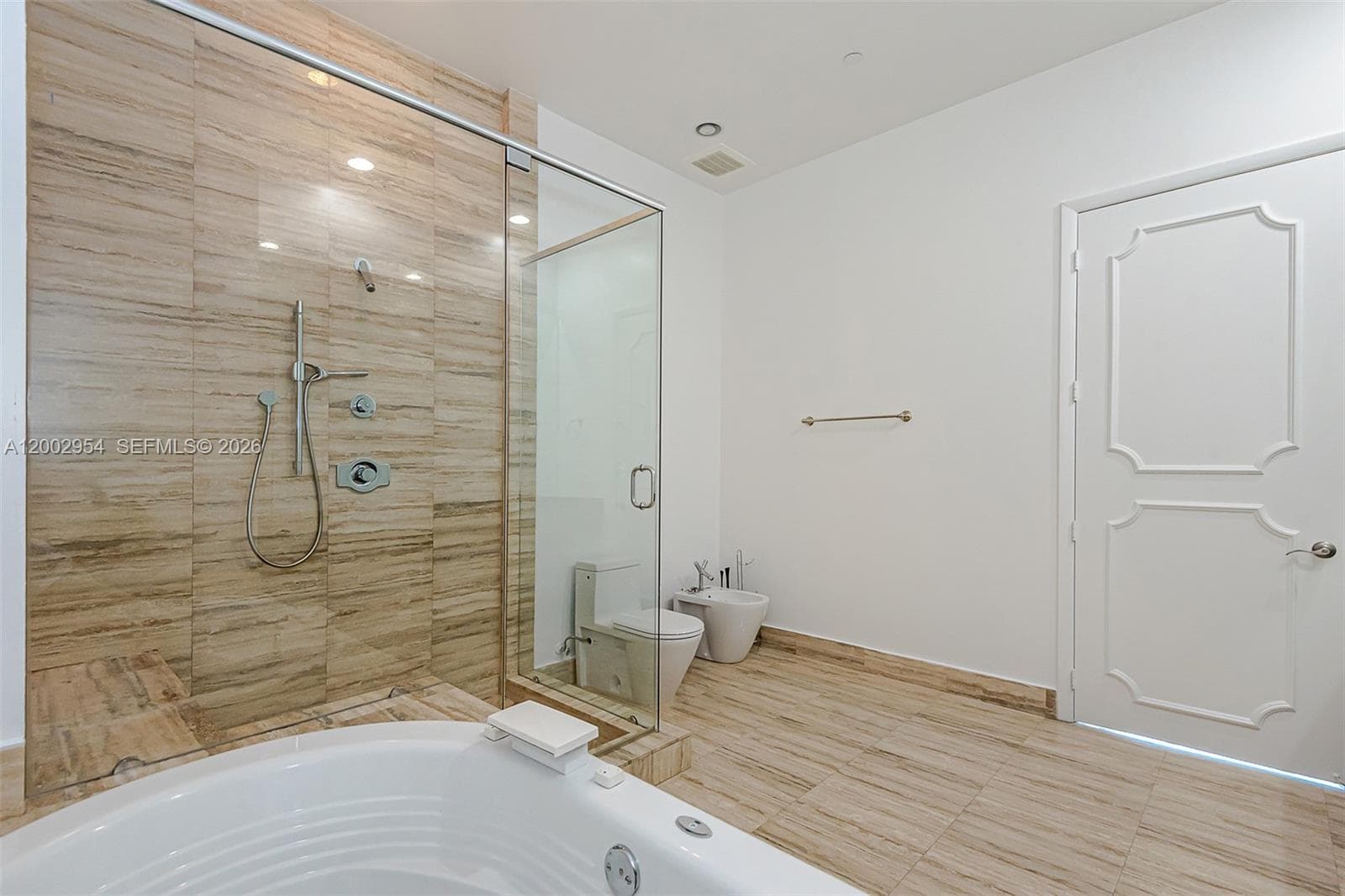 15901 Collins Ave # 4302, Sunny Isles Beach FL 33160 — 23