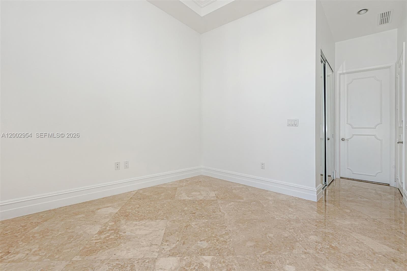 15901 Collins Ave # 4302, Sunny Isles Beach FL 33160 — 17