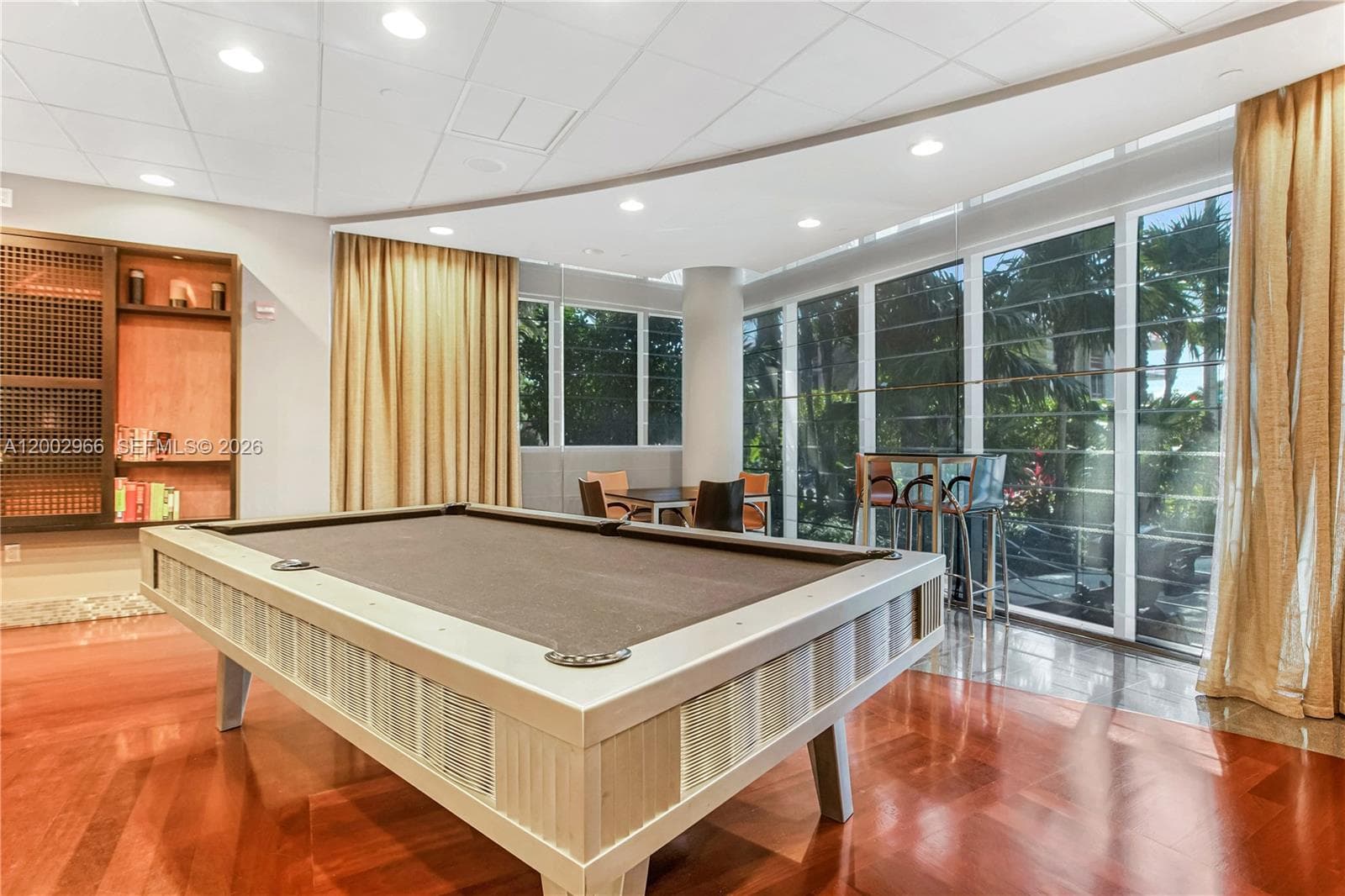 9401 Collins Ave # 1004, Surfside FL 33154 — 38