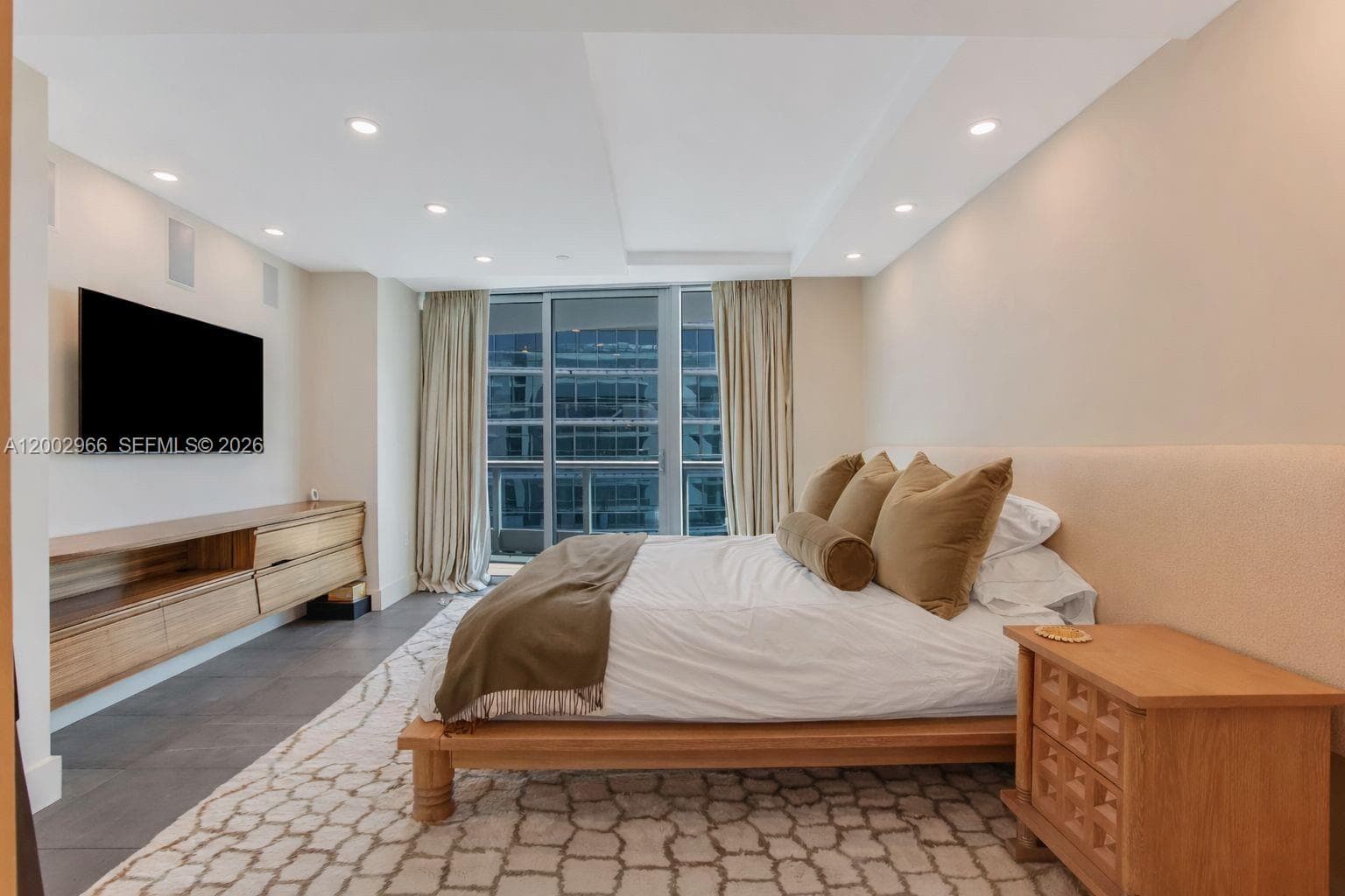 9401 Collins Ave # 1004, Surfside FL 33154 — 21