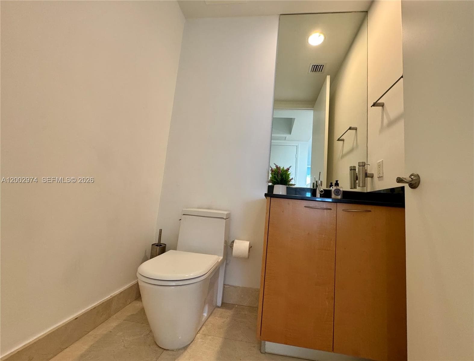 15901 Collins Ave # 1804, Sunny Isles Beach FL 33160 — 32