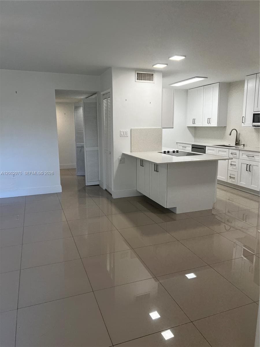 9350 SW 77th Ave # G1, Miami FL 33156 — 27