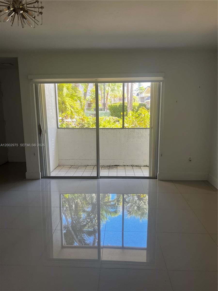 9350 SW 77th Ave # G1, Miami FL 33156 — 32
