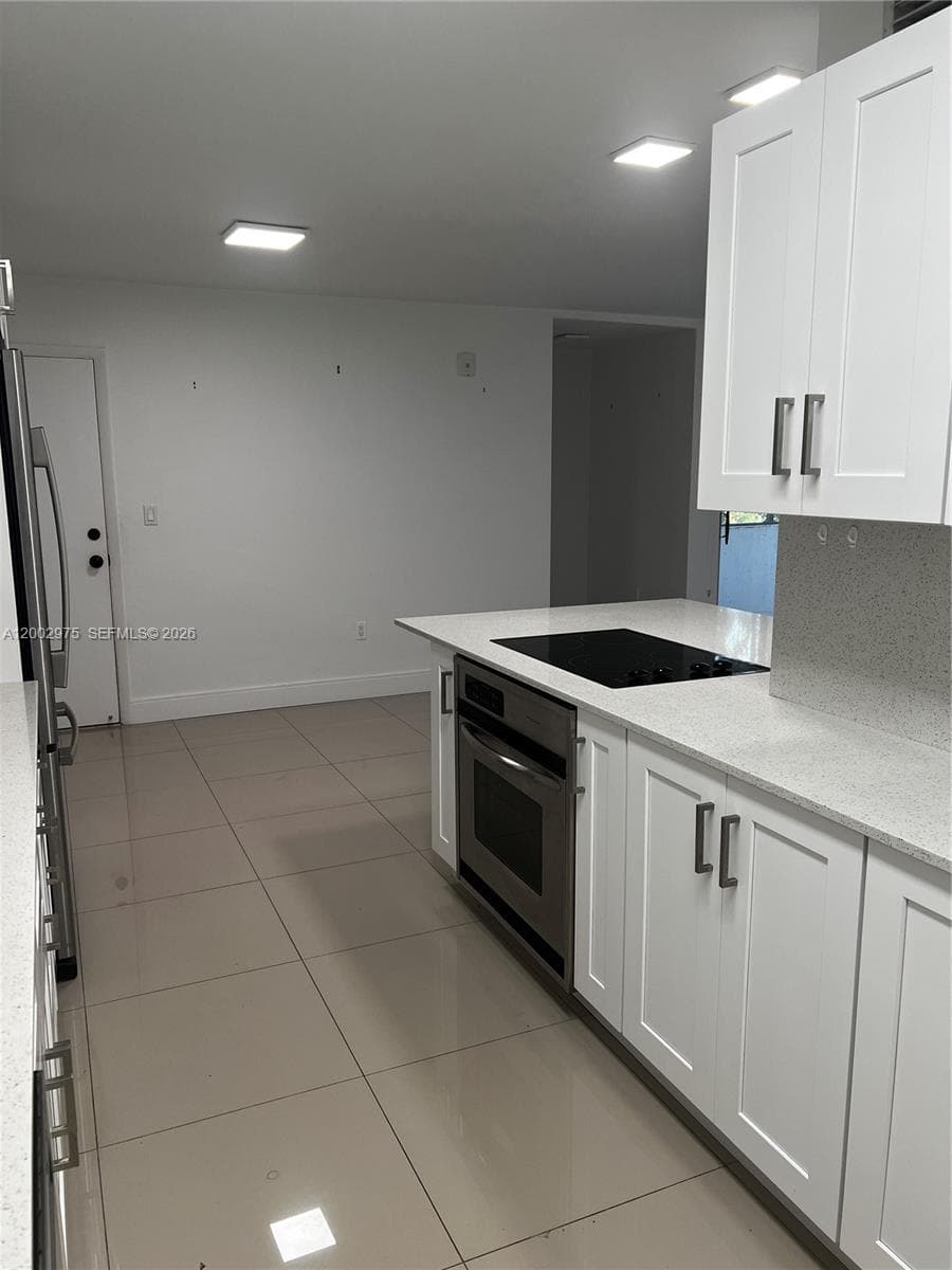 9350 SW 77th Ave # G1, Miami FL 33156 — 5