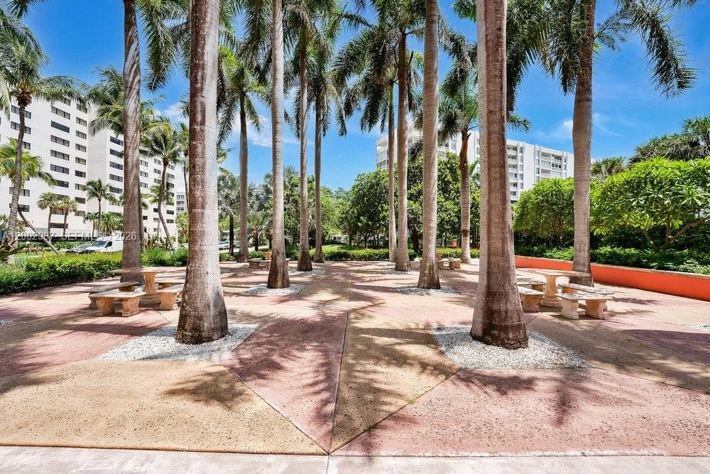 240 Galen Dr # 112, Key Biscayne FL 33149 — 28