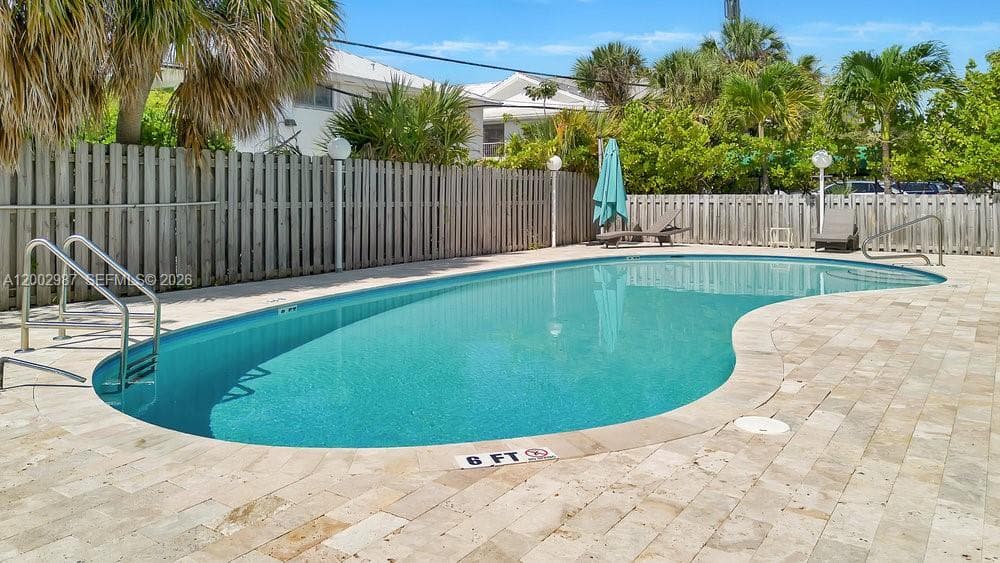 240 Galen Dr # 112, Key Biscayne FL 33149 — 24