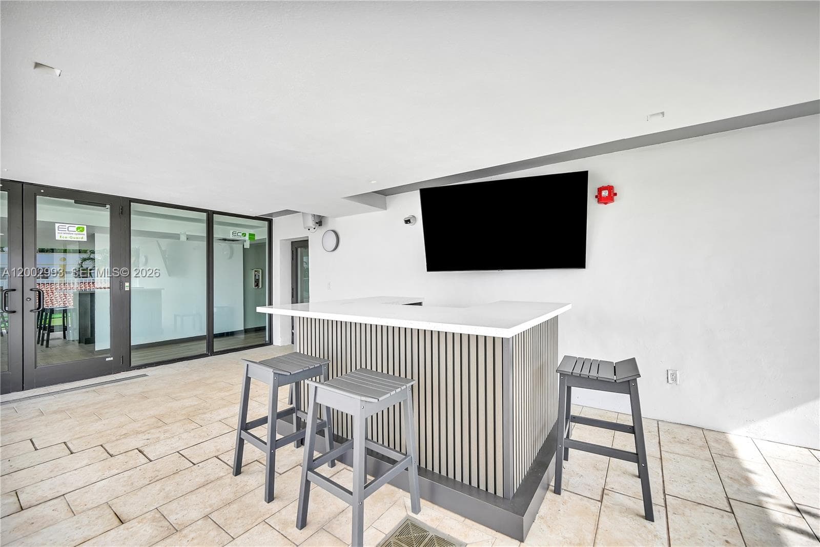 2829 Indian Creek Dr # 410, Miami Beach FL 33140 — 33