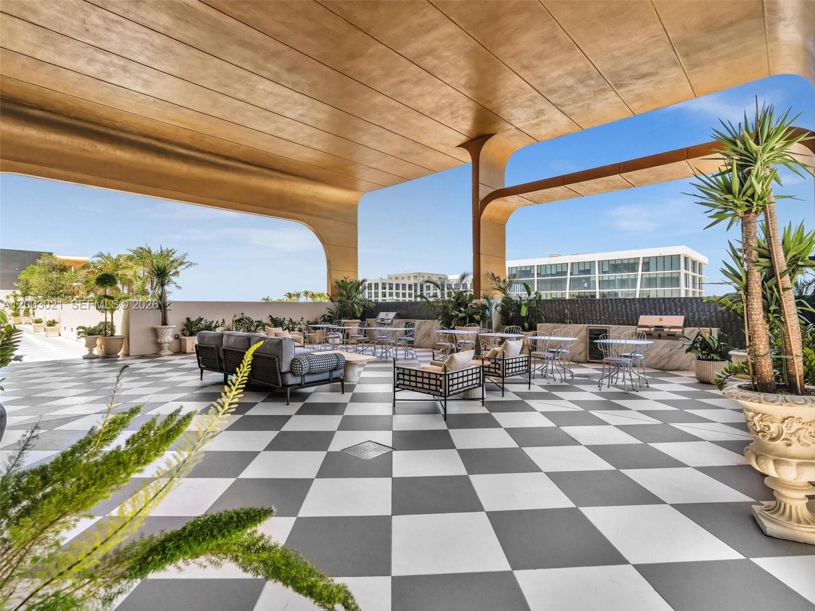 2700 NW 2nd Ave # 439, Miami FL 33127 — 52