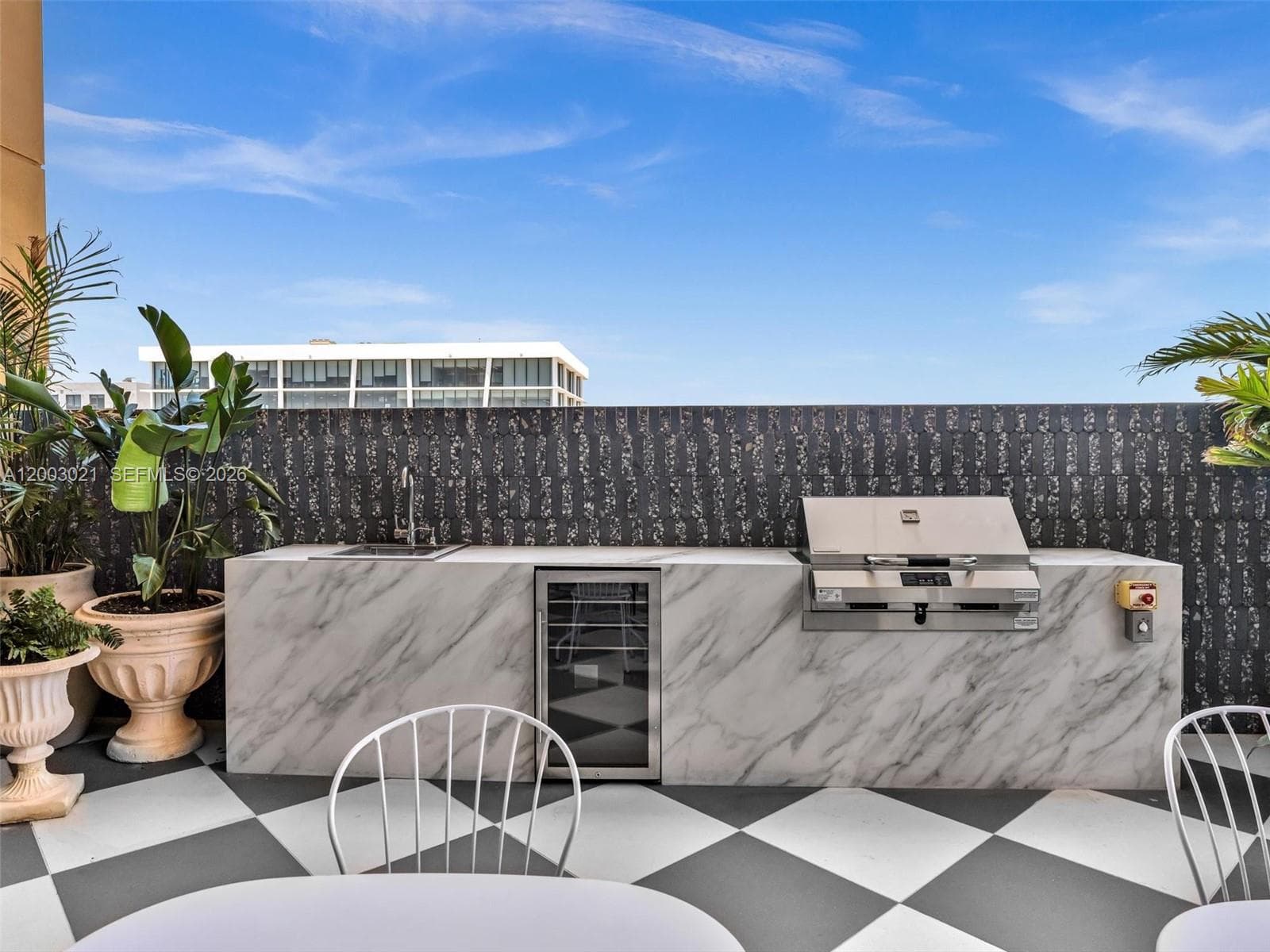 2700 NW 2nd Ave # 439, Miami FL 33127 — 53