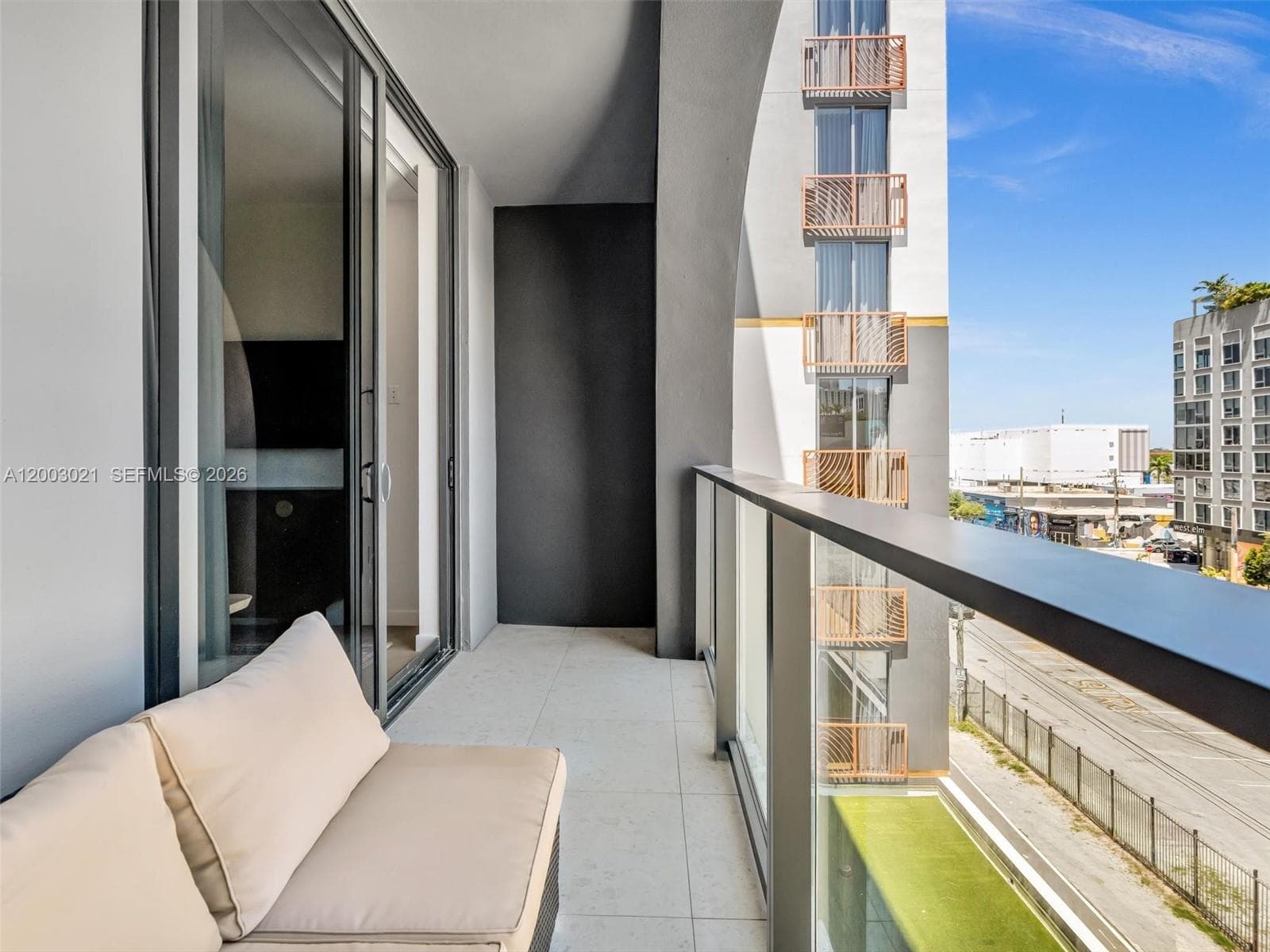 2700 NW 2nd Ave # 439, Miami FL 33127 — 5