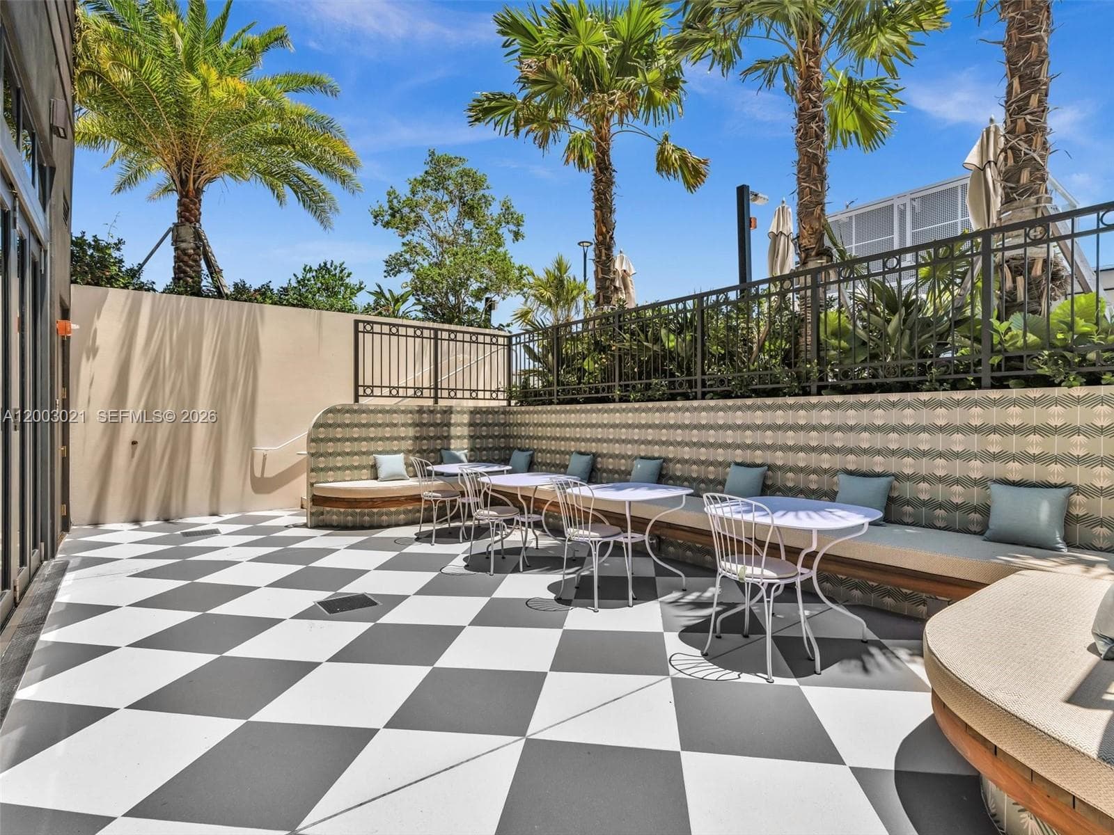 2700 NW 2nd Ave # 439, Miami FL 33127 — 45